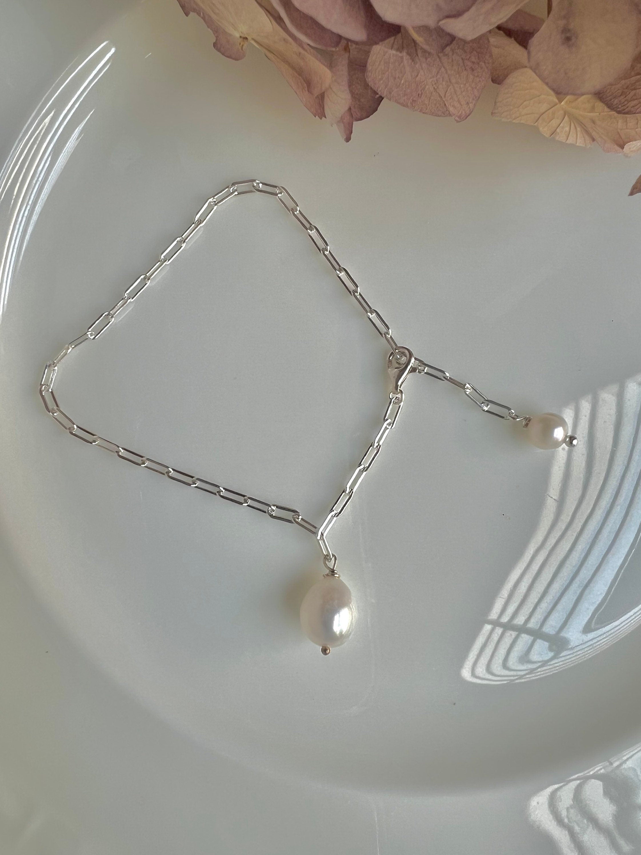 Baroque Pearl Paperclip Chain Bracelet, Gold & SilverRectangle Elongated Chain Baroque Pearl Bracelet,Adjustable, Layering Chain Bracelet
