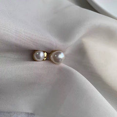 High quality freshwater baroque pearl Clothing Pearl brooch. Fleurette hat pin. Delicate scarf pear brooch pin. Safety pin.