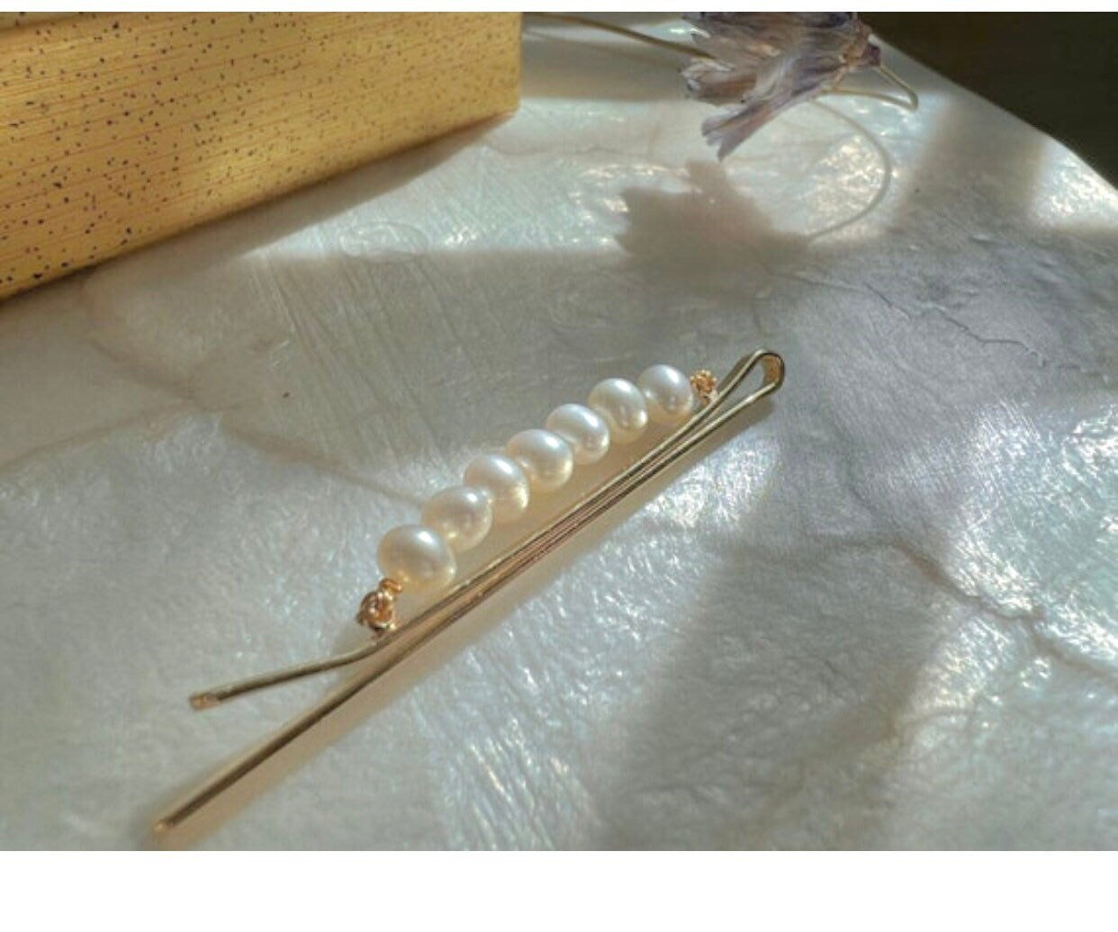 Genuine Baroque pearl hair clip. Minimalist pearl barrette clip. Handmade pearl hair accessories. Bridal pearl hair clasp. Hair slides