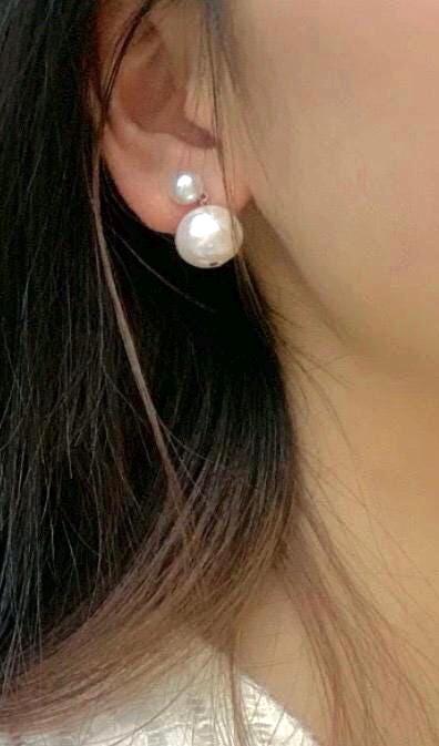 Freshwater double pearl ear back stud earrings. Baroque pearl dainty drop earrings. Bridal pearl dangle two ways earrings. Minimalist earrin