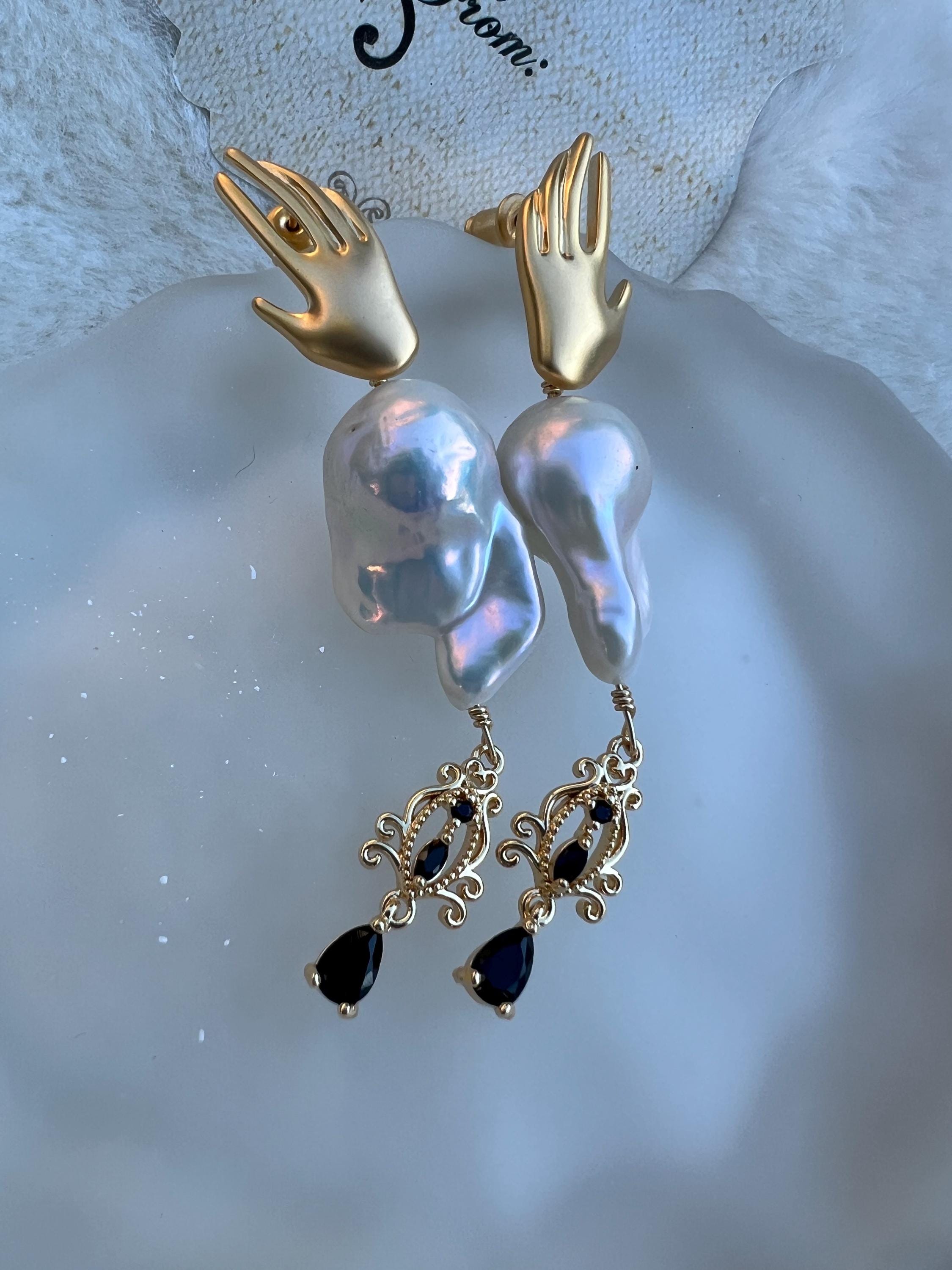 France style freshwater baroque vintage earrings. Gold hand design earrings. Boho luxe earring. Art deco earrings.
