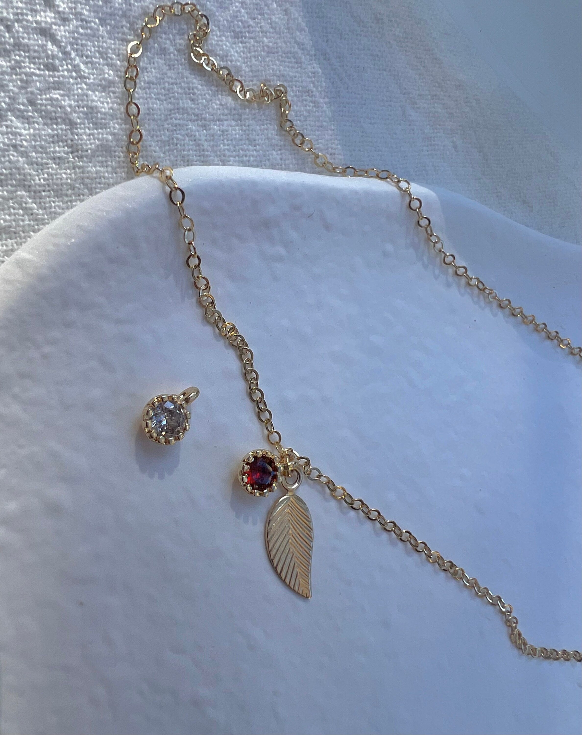 14K gold filled dangle leaf necklace. Delicate necklace. Emerald necklace. Minimalist necklace