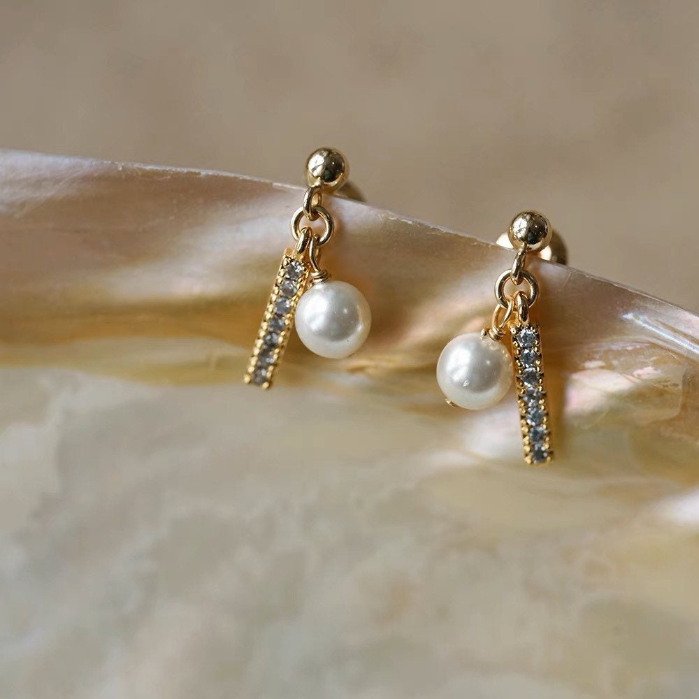 Minimalist freshwater pearl CZ bar dangle earrings. Minimalist clip on earrings. No pain Drop earrings. Dainty earrings. Gift for her