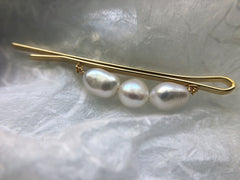 Baroque pearl hair clip. Natural pearl barrette clip, Handmade pearl hair accessories. Pearl hair clasp. Hair slides. Wedding jewelry