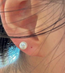 Freshwater double pearl ear back stud earrings. Baroque pearl dainty drop earrings. Bridal pearl dangle two ways earrings. Minimalist earrin