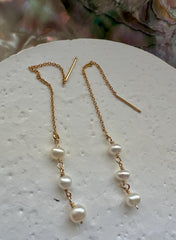 14K gold filled freshwater pearl dainty threader/earring. elegant earring. minimalist threader/earring. Valentines gift. Gift for her.