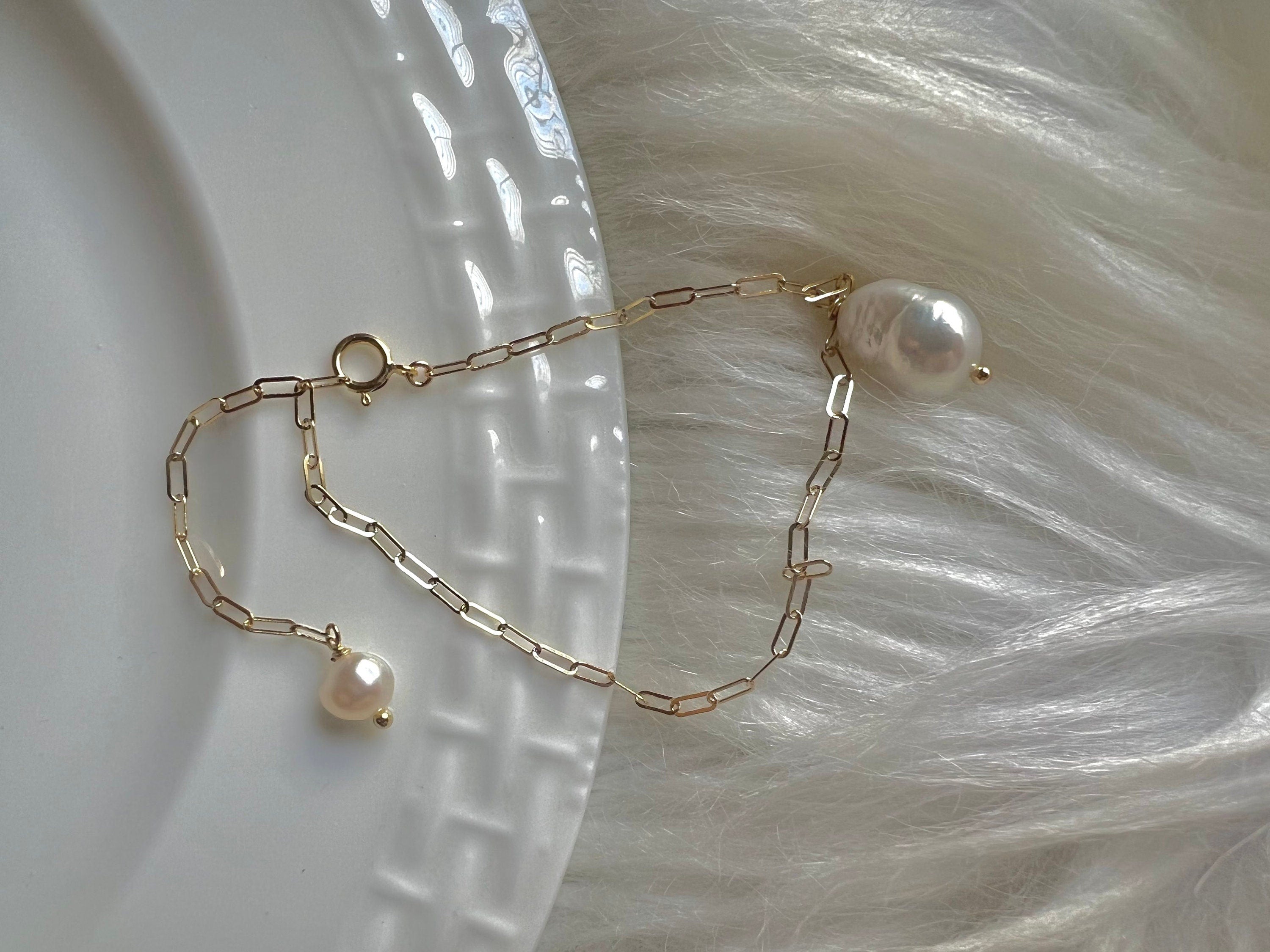 Baroque Pearl Paperclip Chain Bracelet, Gold & SilverRectangle Elongated Chain Baroque Pearl Bracelet,Adjustable, Layering Chain Bracelet