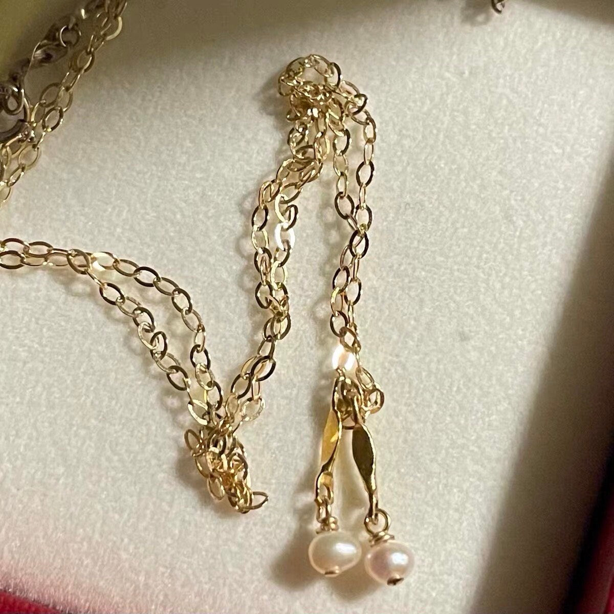 14K gold filled freshwater tiny pearl necklace. Real pearl necklace. Minimalist pearl necklace. Bridal necklace. Bridesmaid gift.