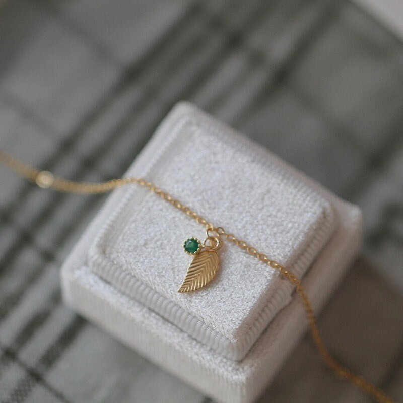 14K gold filled dangle leaf necklace. Delicate necklace. Emerald necklace. Minimalist necklace