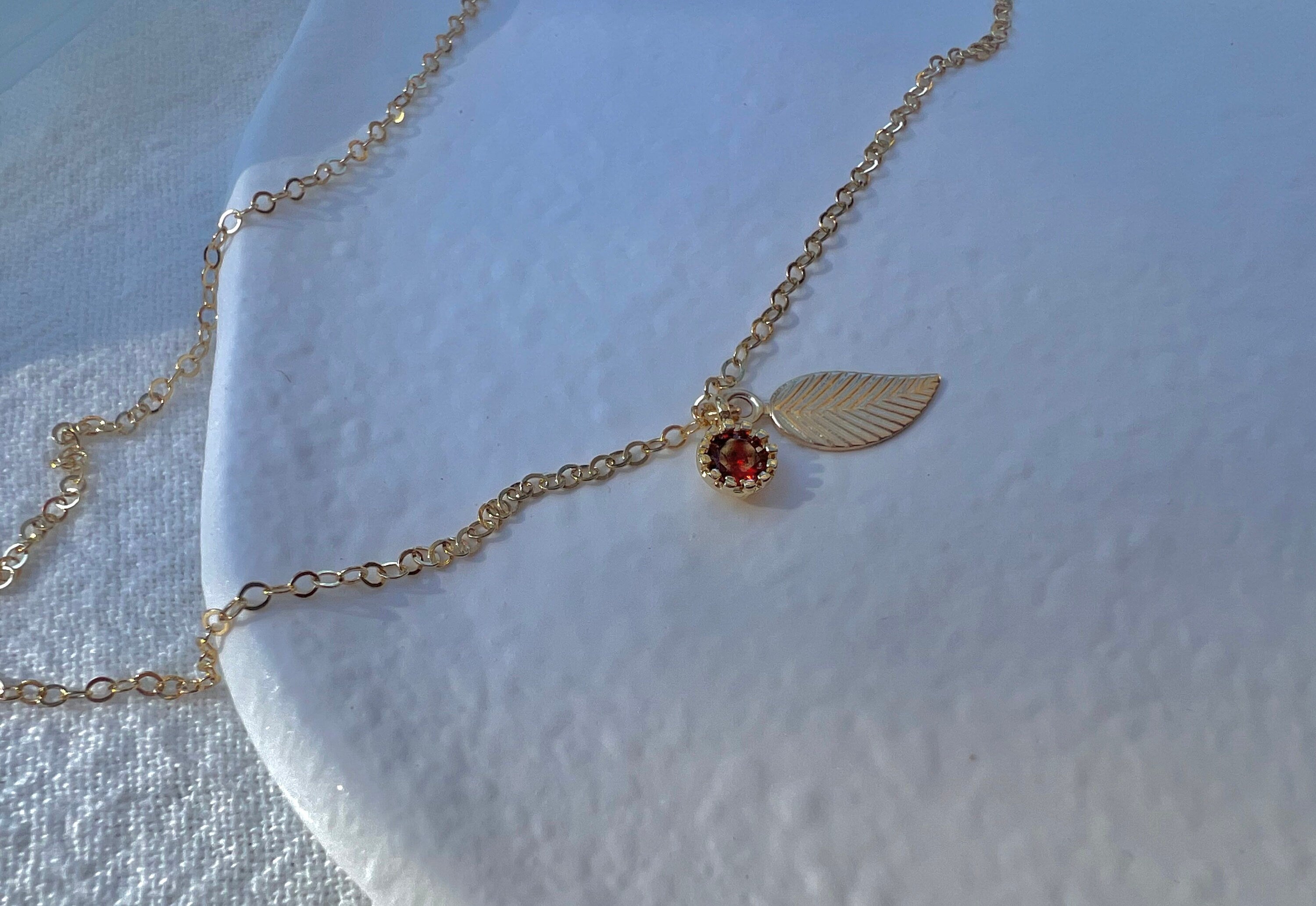 14K gold filled dangle leaf necklace. Delicate necklace. Emerald necklace. Minimalist necklace