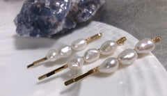 Baroque pearl hair clip. Natural pearl barrette clip, Handmade pearl hair accessories. Pearl hair clasp. Hair slides. Wedding jewelry