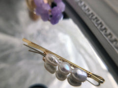 Baroque pearl hair clip. Natural pearl barrette clip, Handmade pearl hair accessories. Pearl hair clasp. Hair slides. Wedding jewelry