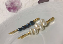 Genuine baroque pearl hair clip. Pearl barrette clip. Handmade pearl accessories. Pearl hair clasp. Hair slides. Wedding hair accessories.
