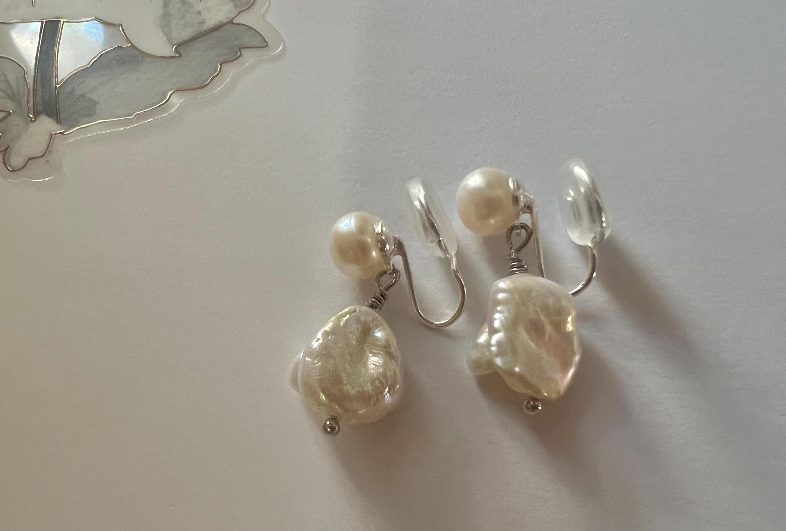 Chic freshwater baroque pearl /keshi pearl dangle earring. Boho bridal earring. Single/Double/triple Petal pearl earrings. Bridesmaid gift.