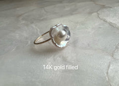 Baroque freshwater high luster quality double pearl flower ring. Elegant ring.