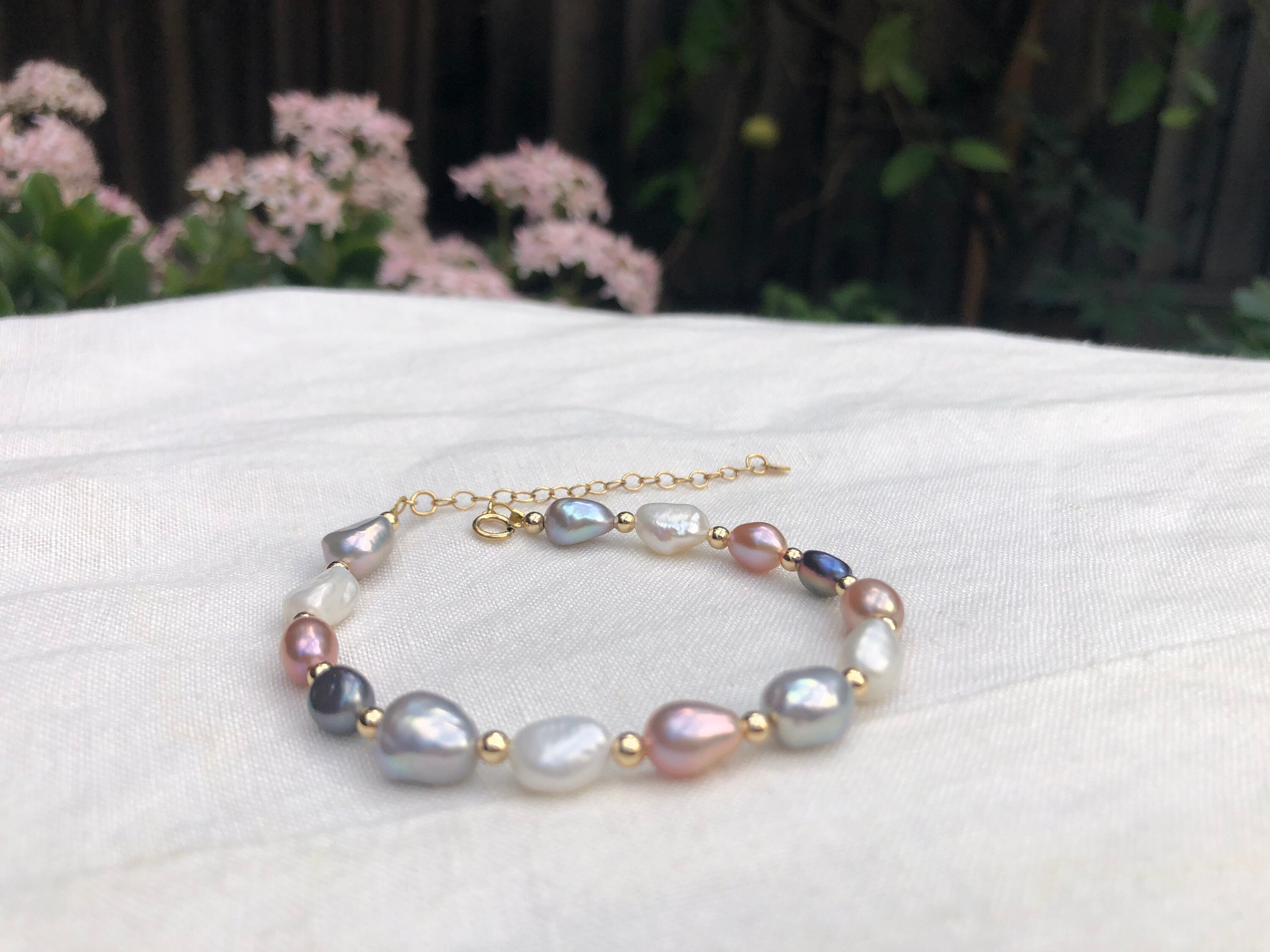 14K gold filled freshwater pearl earrings and bracelet. Rainbow earrings and bracelet set. Candy pearl bracelet and earrings. Gift