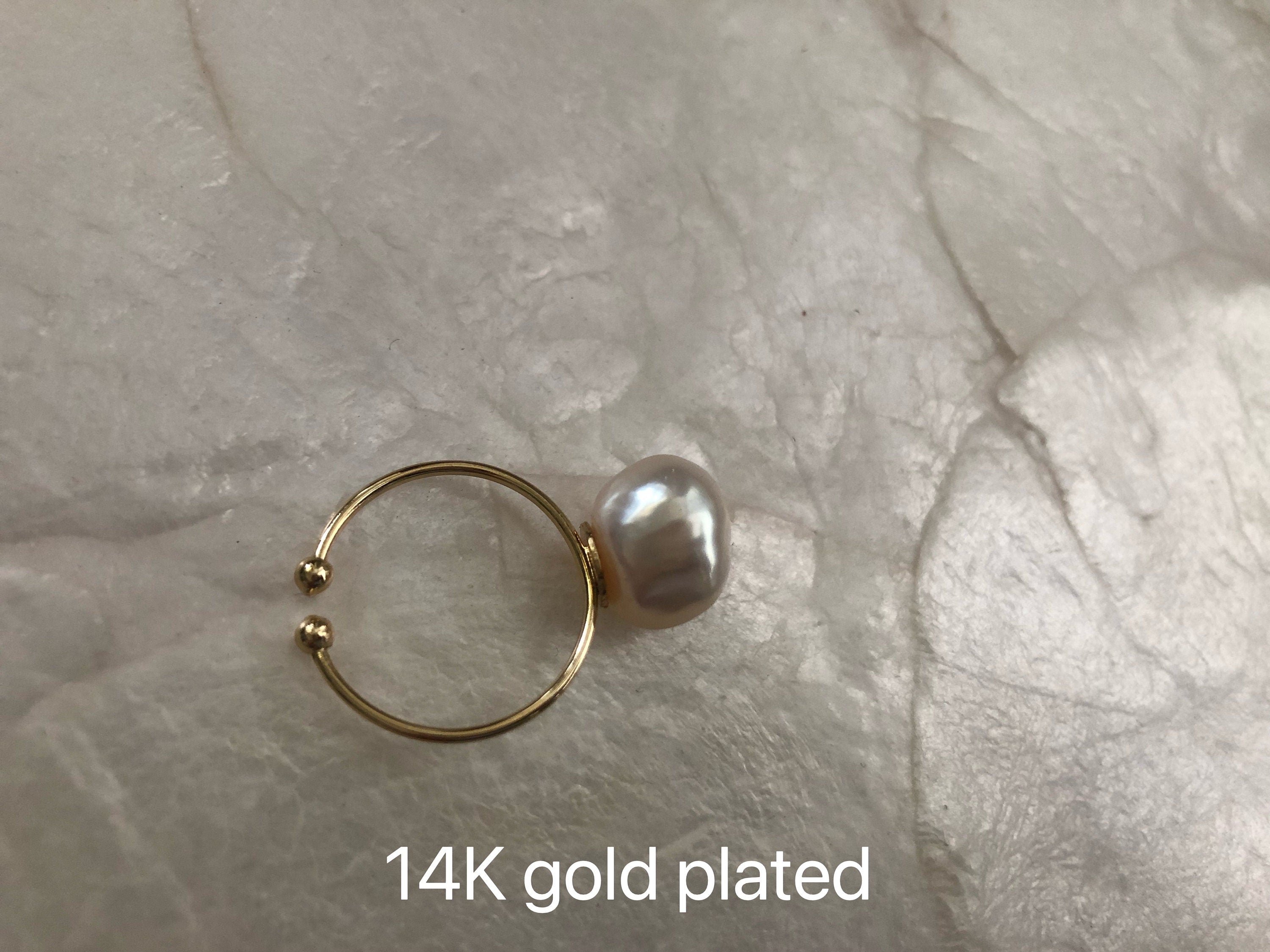 High quality luster extra large baroque pearl ring. Minimalist ring. Wedding ring. Bridal ring statement ring. Stacking ring