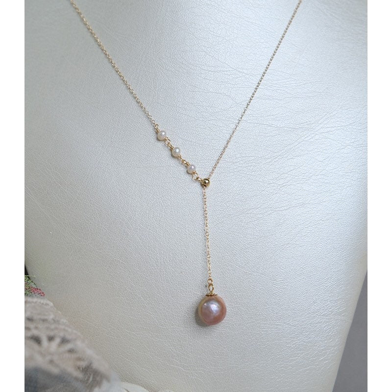 14K gold filled genuine baroque pearl chain necklace. Y-dropped freshwater pearl necklace. Dainty adjustable lariat slide pearl necklace.