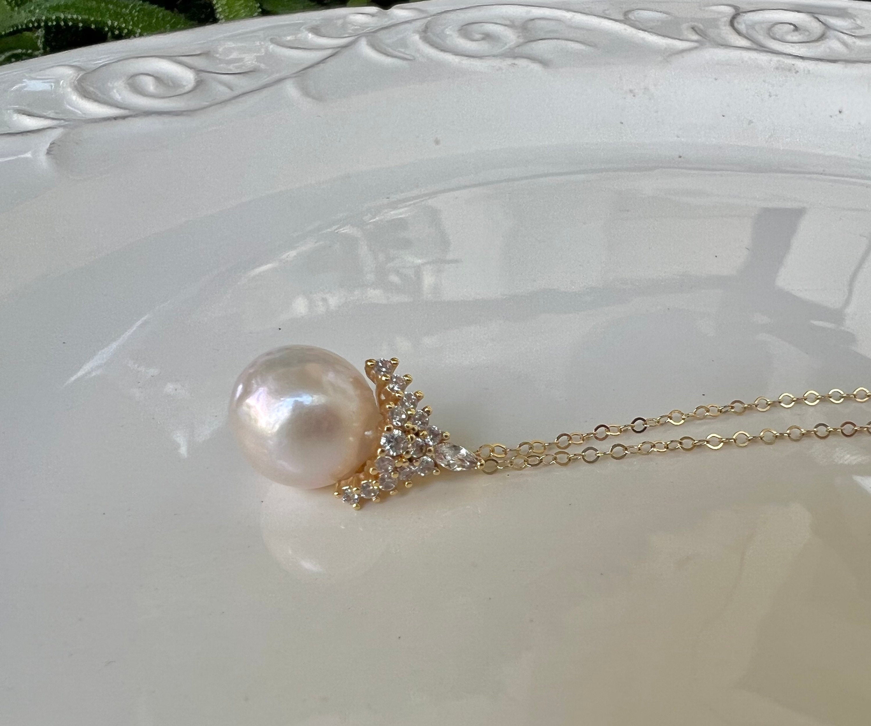 High quality luster baroque pearl necklace. Snow queen baroque pearl necklace. Elegant necklace. Boho wedding necklace