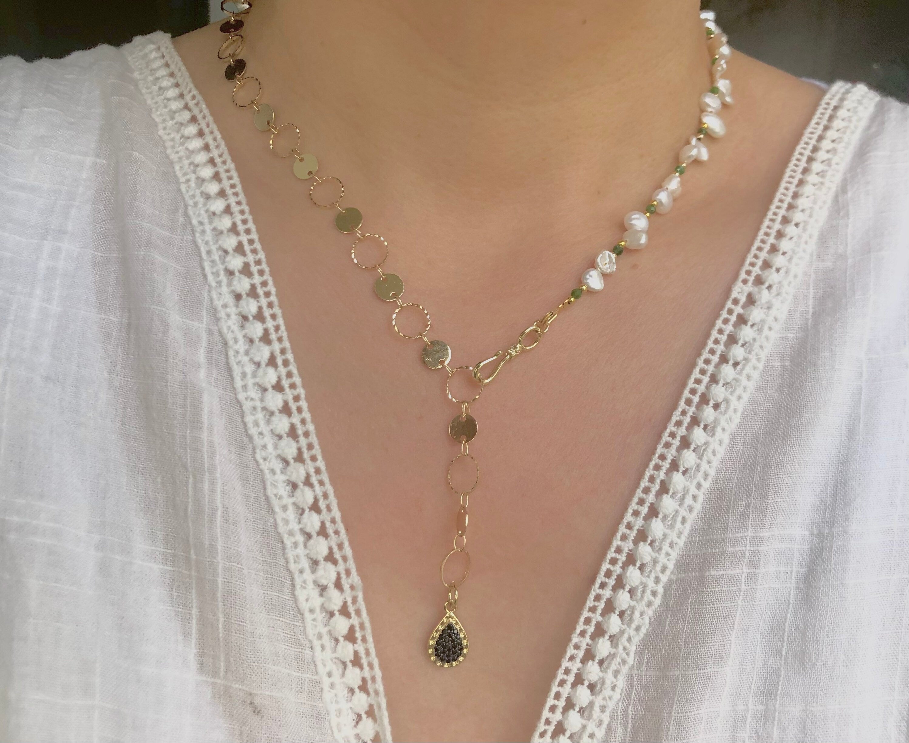Freshwater baroque petal pearl half chain gemstone necklace. High luster baroque pearl necklace. Y necklace. Vintage necklace