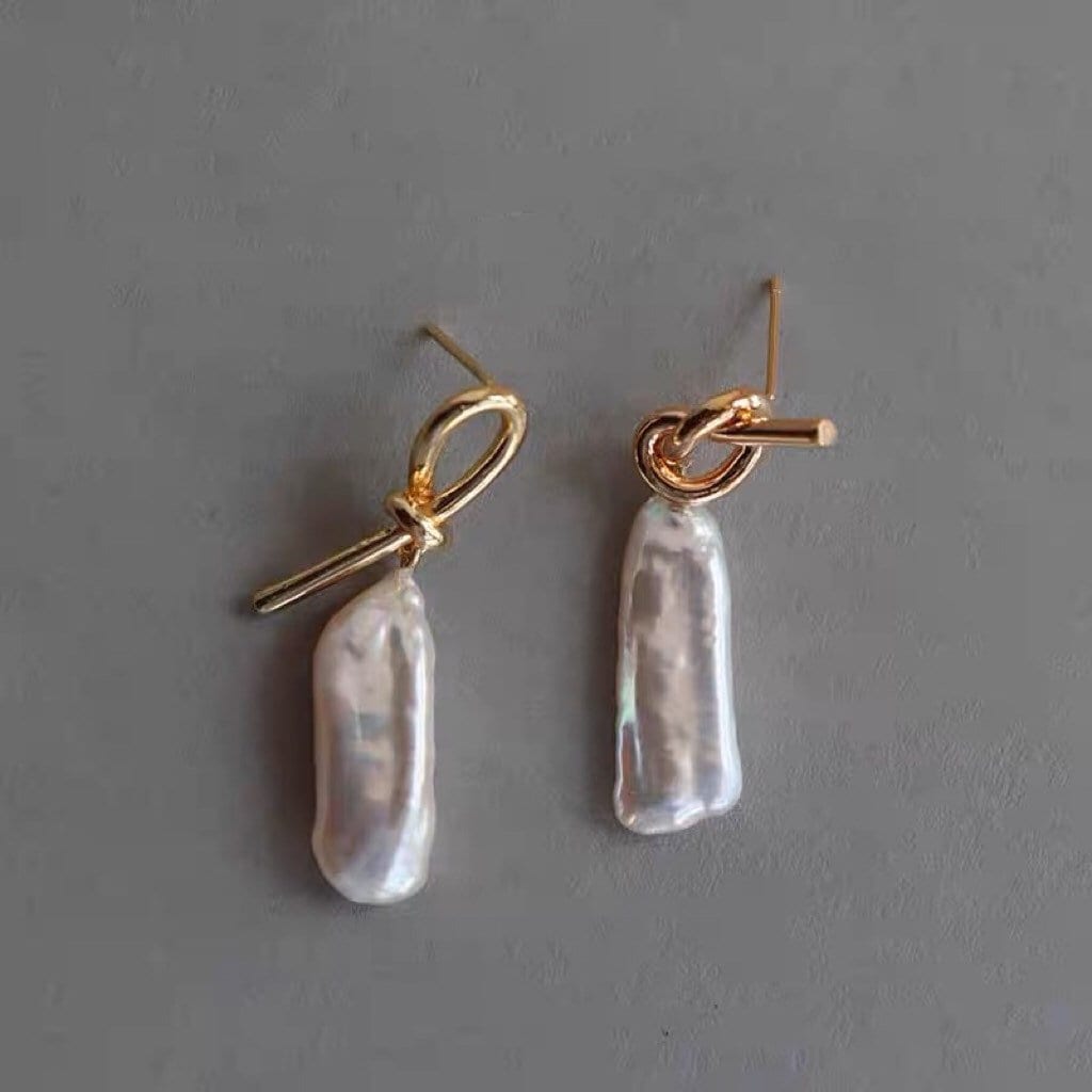 Unique Mismatched Gold Knot and Biwa Baroque Pearl Earrings, Freshwater Keshi Pearl Drop Earrings, Pearl Sticks Earrings. Clip on earrings.