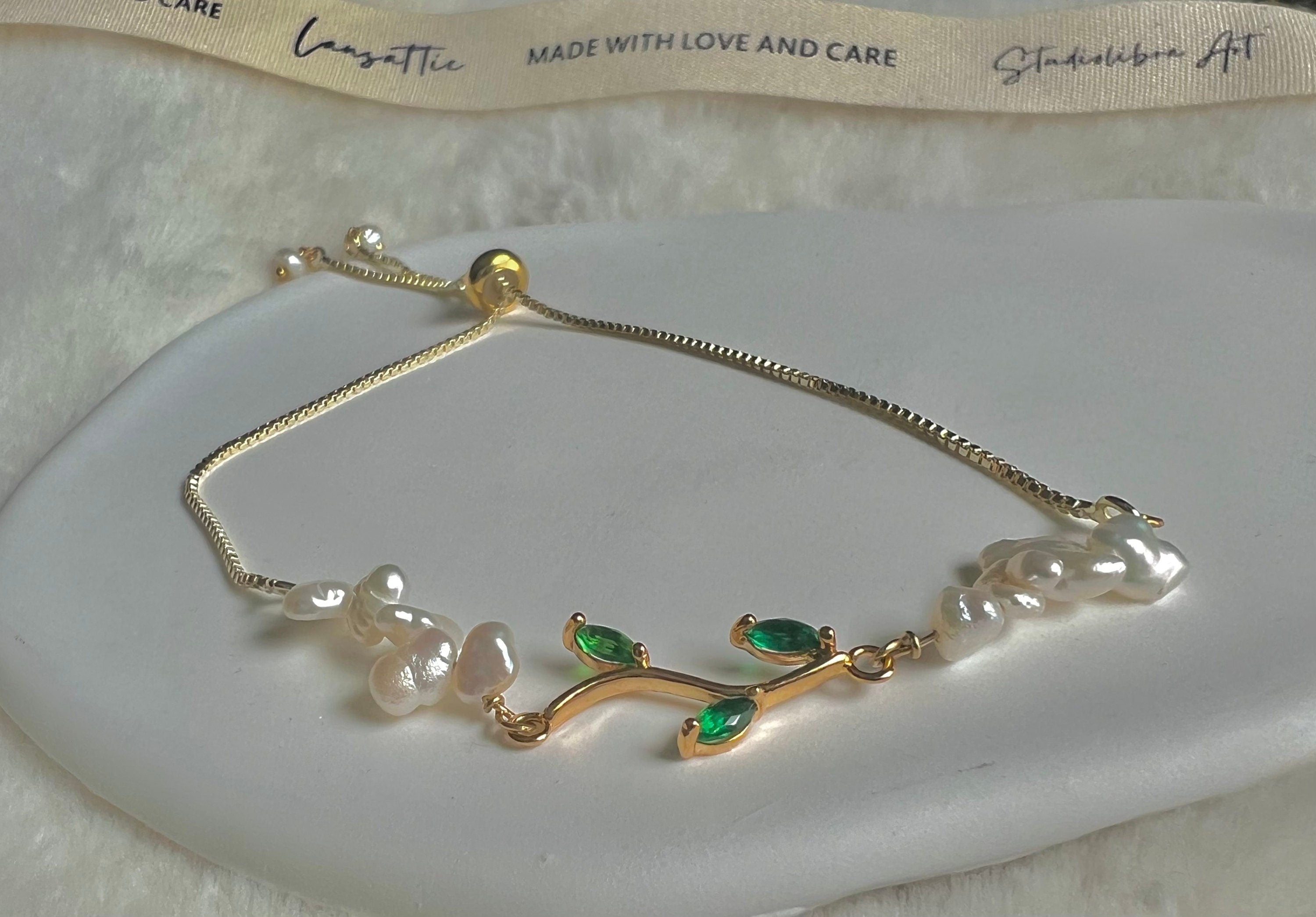 Small baroque pearls adjustable bracelet. Zircon leaf bracelet. Bridal pearl bracelet. Bridesmaid gift. Asymmetry bracelet. Gift for her.