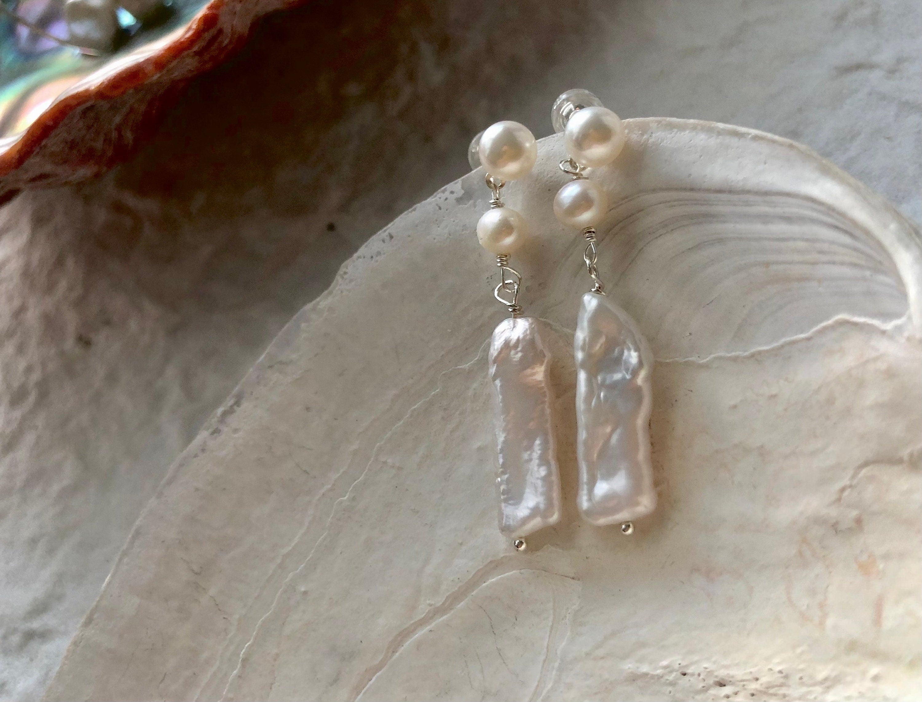 14K gold filled freshwater multiple pearl dangle earring. Dainty earring. Biwa pearl earring. Elegant earring. Gift for her