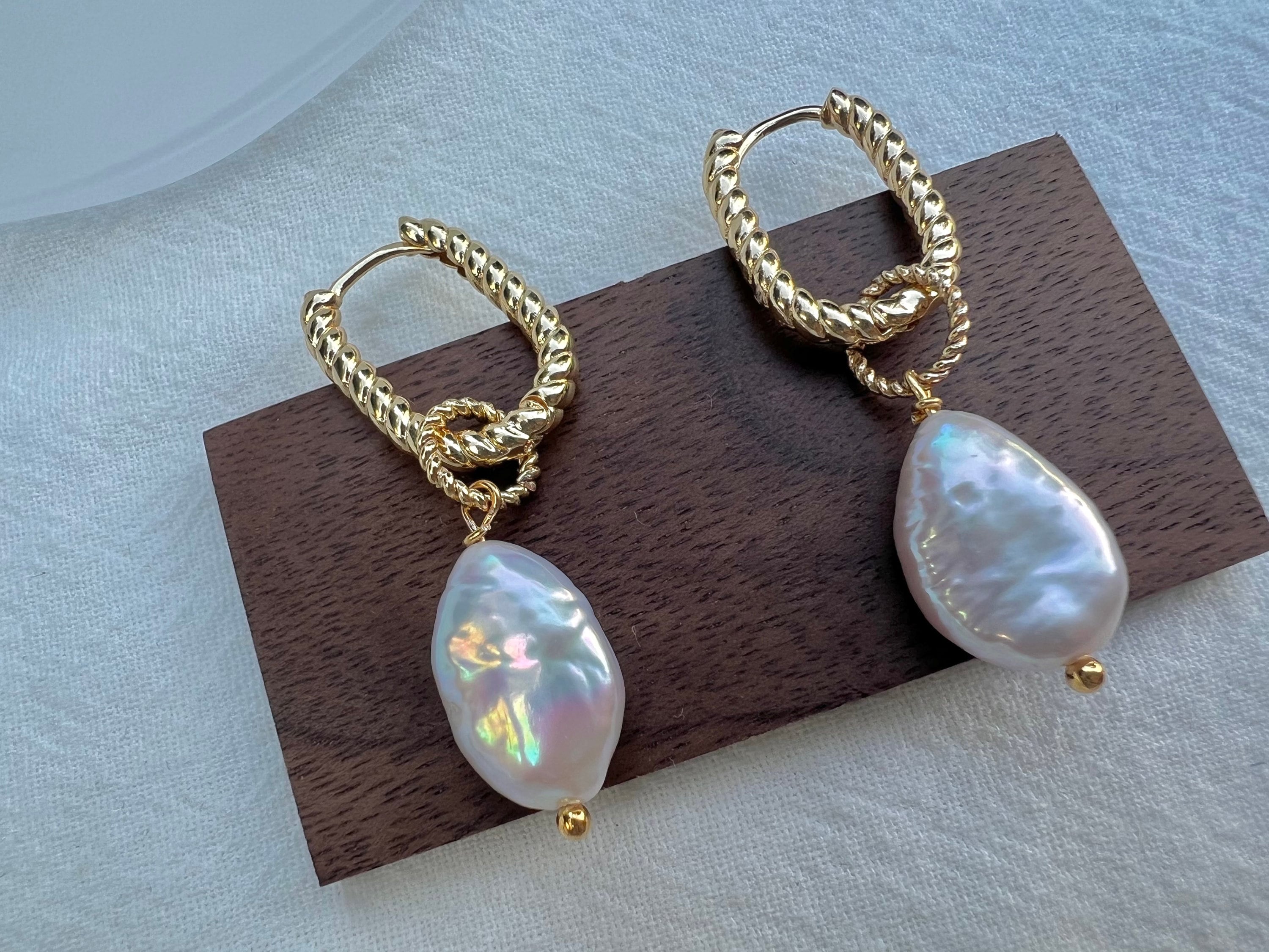 Freshwater barque teardrops pearl wire dangle hook earrings. Minimalist earrings. Cultured pearl earrings. Boho pearl earrings.