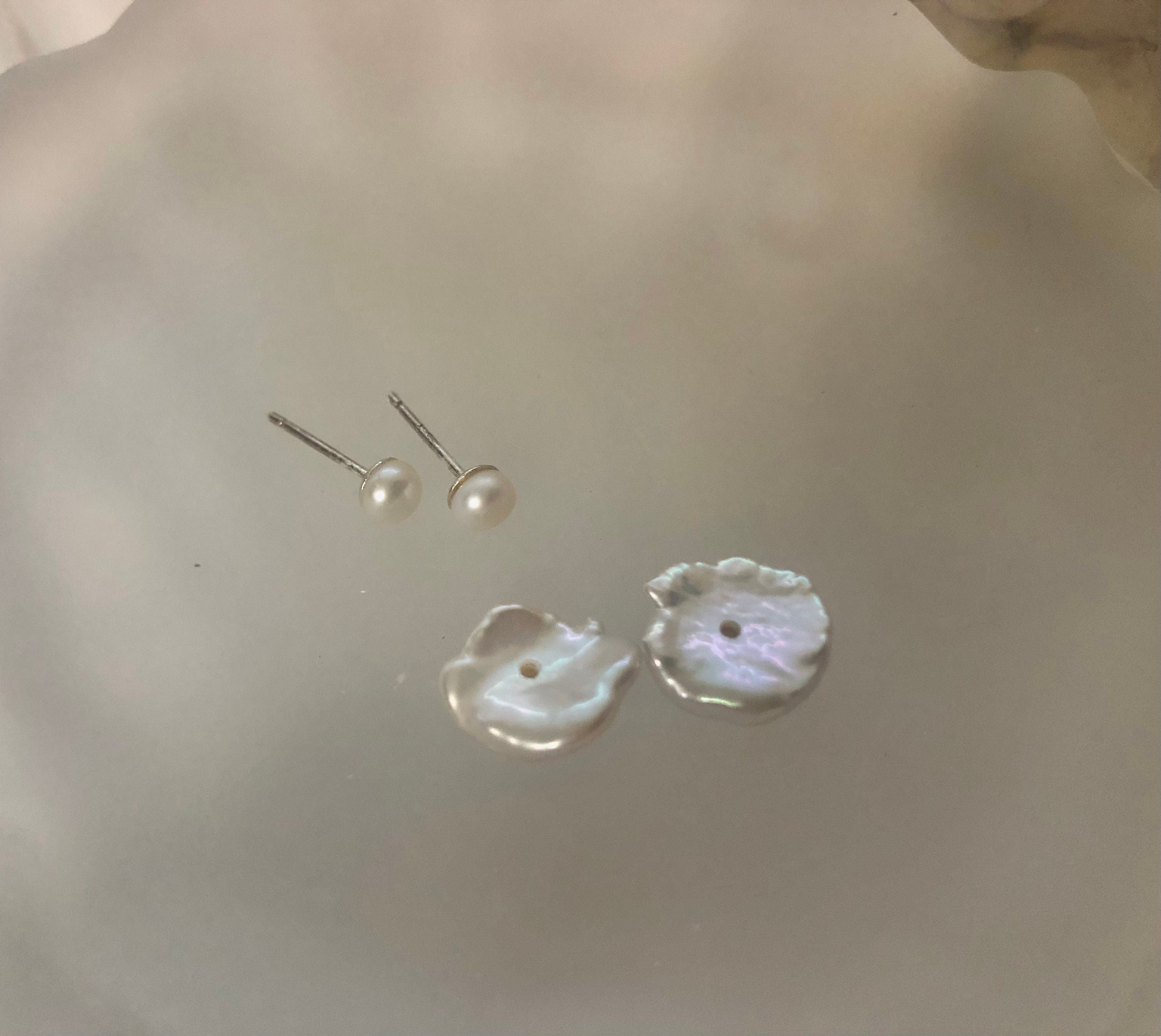 Dainty high quality luster baroque double pearl flower earrings. Two-ways wear earrings. Minimalist earrings. Wedding earrings.
