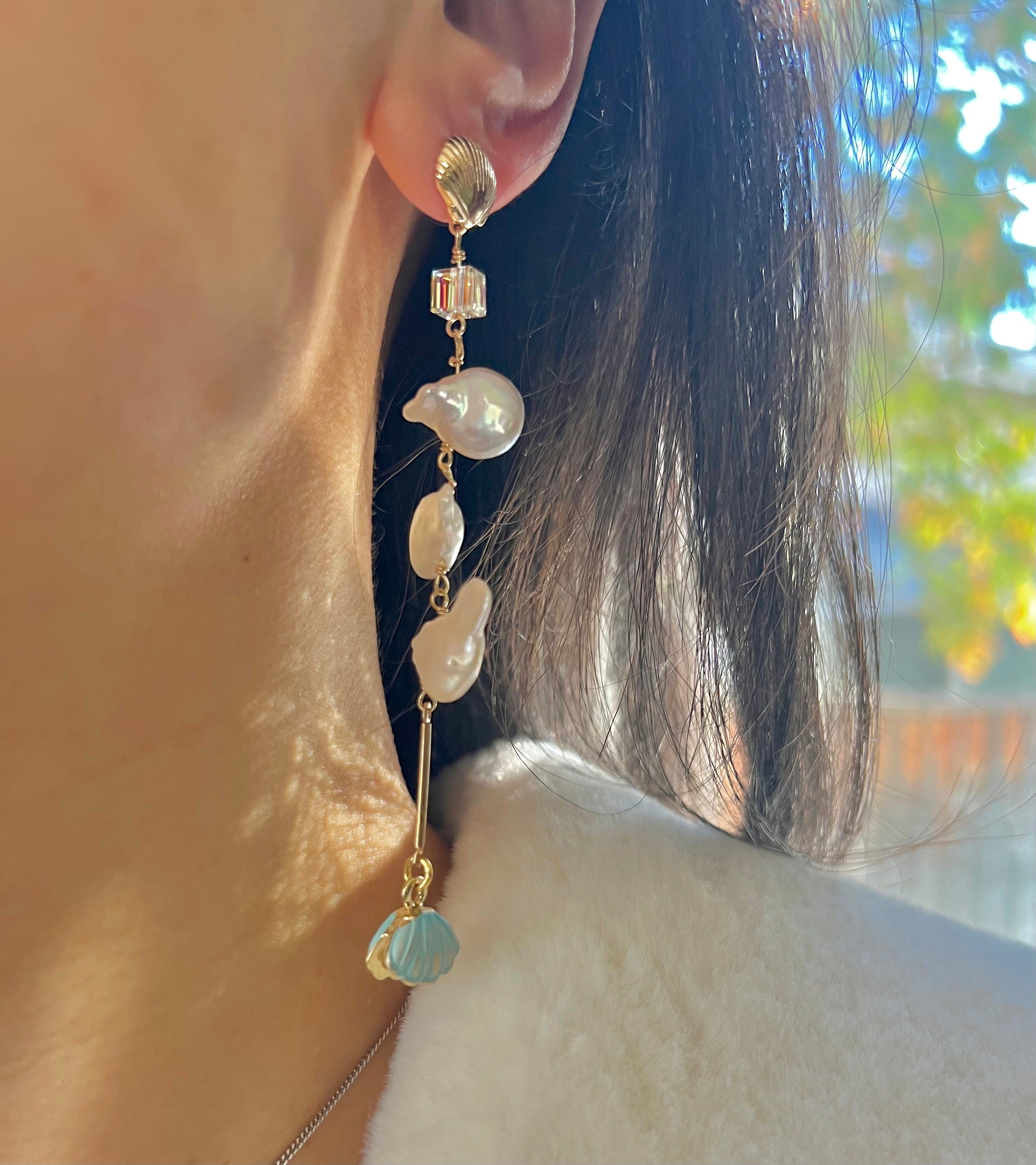 High quality luster Freshwater pearl dangle shell earrings, Chic earrings, Wedding pearl earrings.