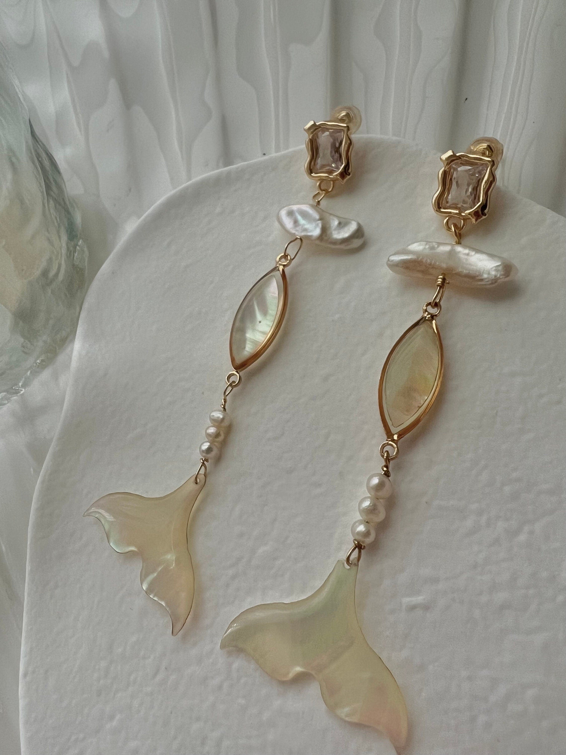 Genuine freshwater keshi pearl long dangle mermaid tail earrings. Bridal boho pearl earrings. Art deco pearl earrings.
