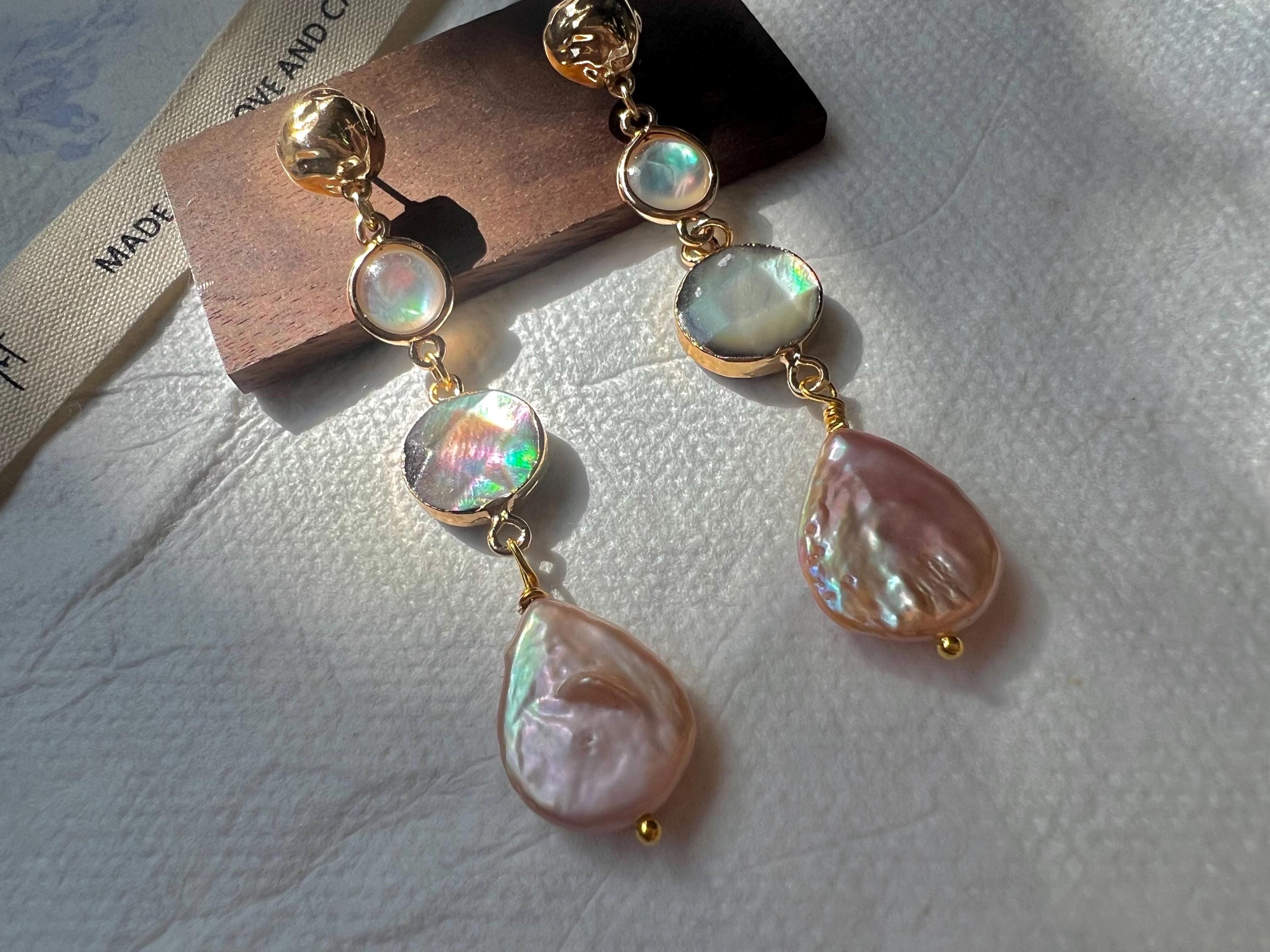 Designed freshwater pearl asymmetric dangle earrings. Mother of Pearl baroque pearl earrings. Dainty pearl earrings. Gift for her
