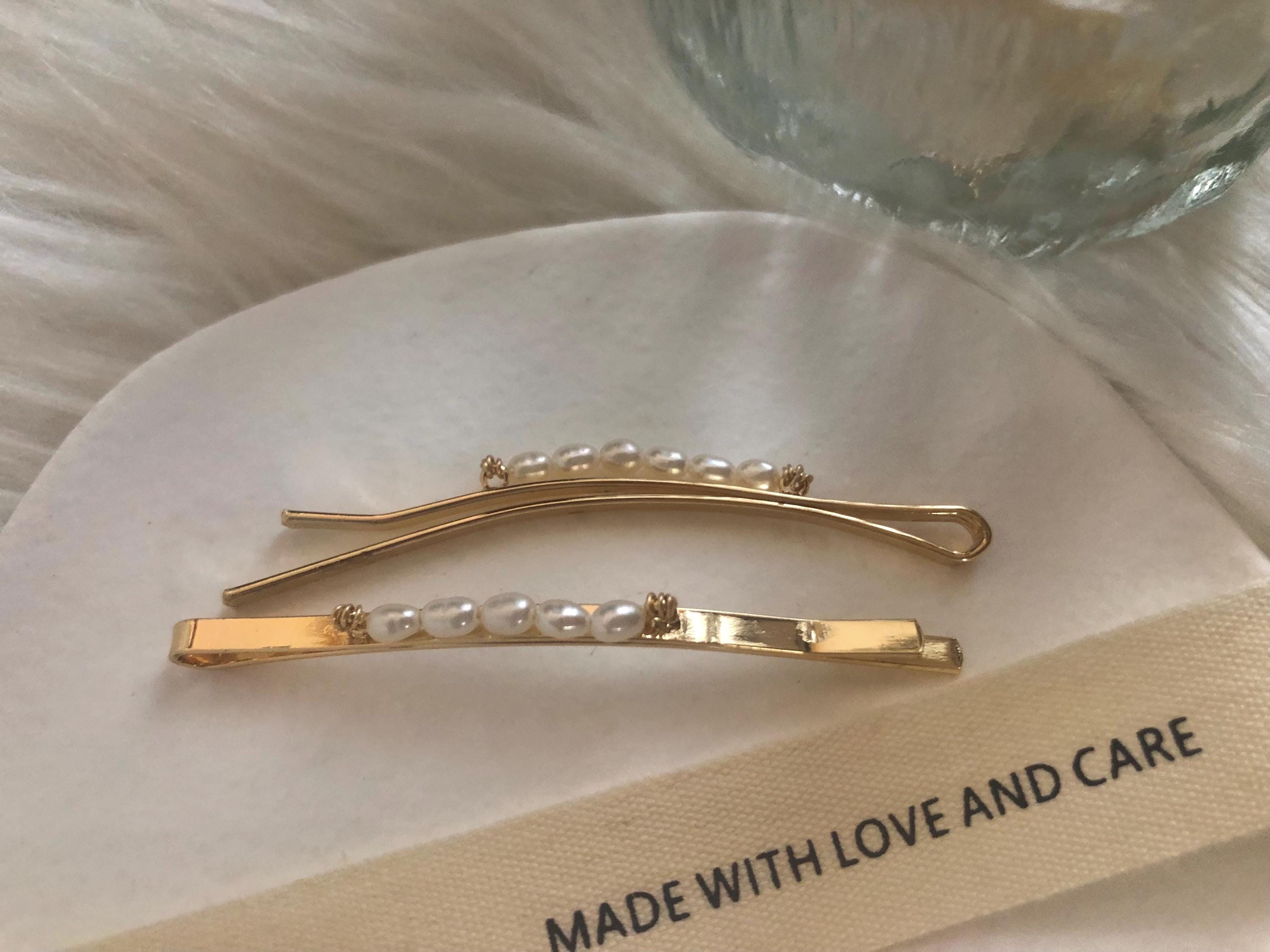 Freshwater rice beads pearl Hair clip. Simply Natural pearl barrette clip. Handmade pearl hair accessories. Pearl hair clasp