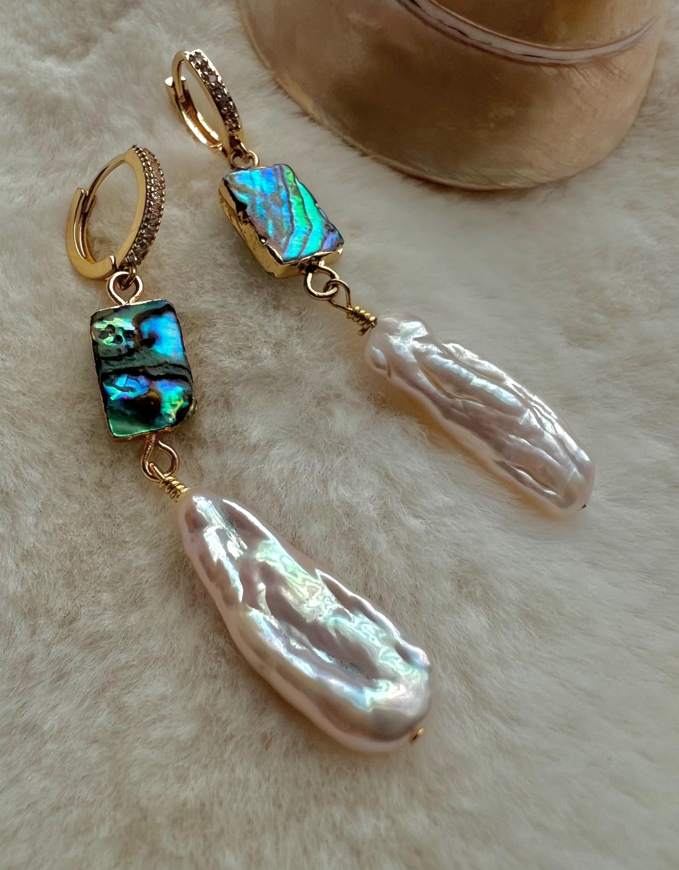 High luster freshwater abalone multiple-pearl dangle earring. Bridal Boho earrings. Bridesmaid gift.