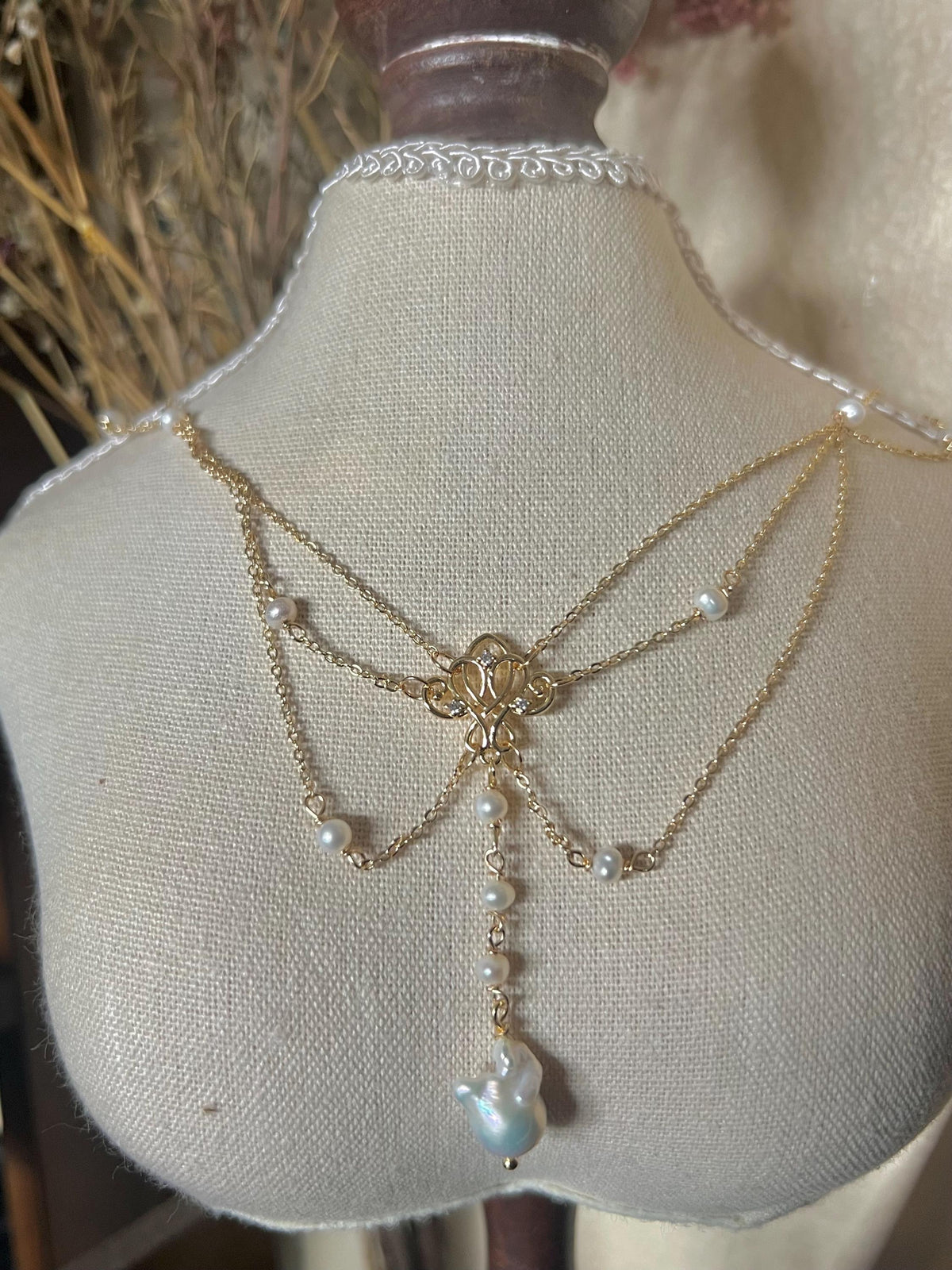 Vintage Style Freshwater Pearl Filigree Necklace