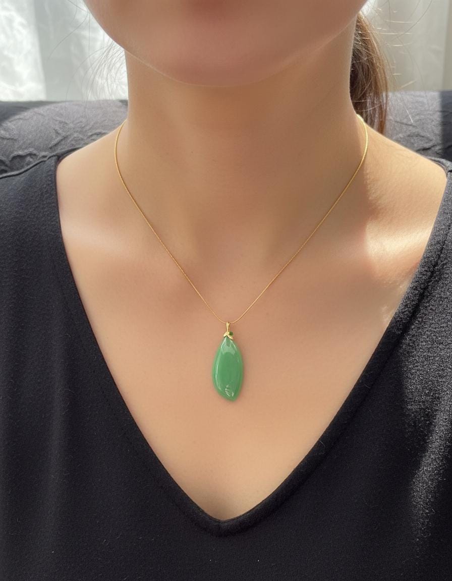 Exquisite 18K solid Gold Imperial Green Jadeite Leaf Necklace, Natural Grade A Jade Pendant, Minimalist Dainty Leaf Charm, Prosperity Gift
