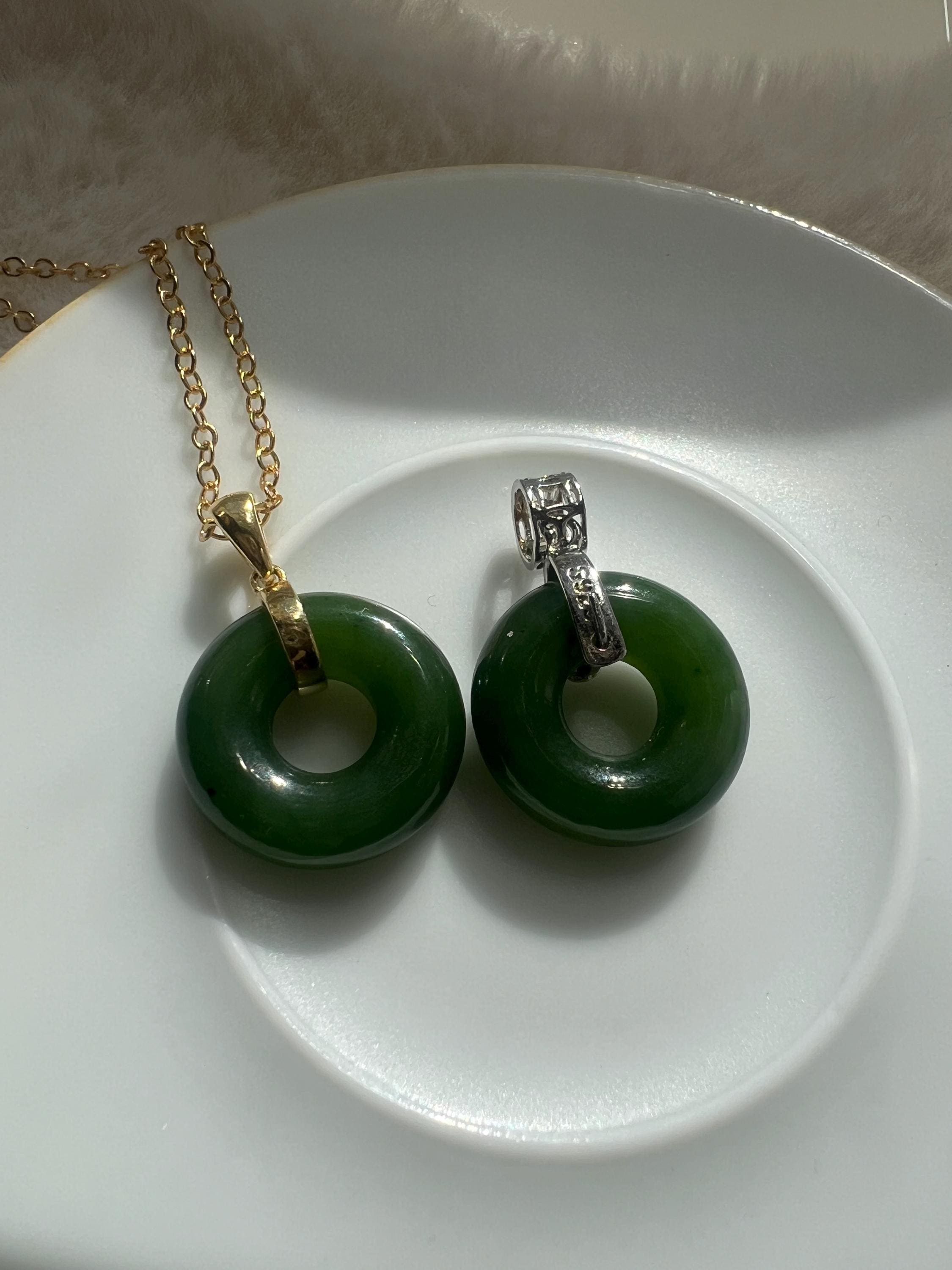 Natural Green Jade Donut Necklace, Gold Filled Jade Pendant Necklace, Minimalist Jade Circle Necklace, Lucky Jade Jewelry Gift for Her