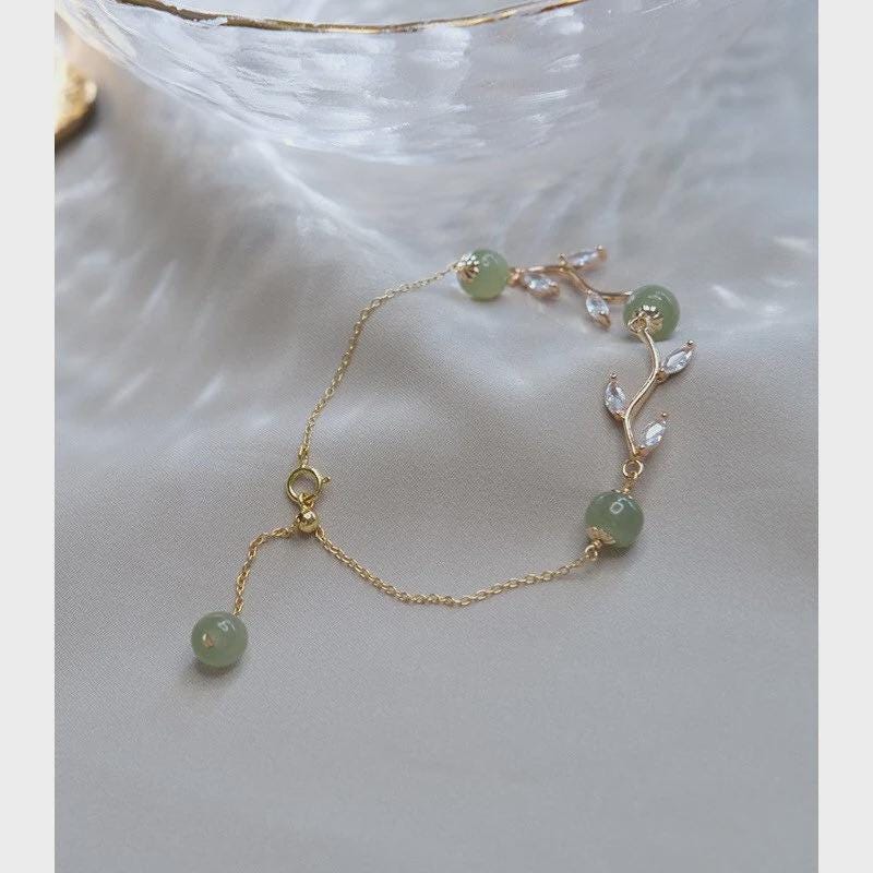 White Nephrite Leaf Vine Bracelet