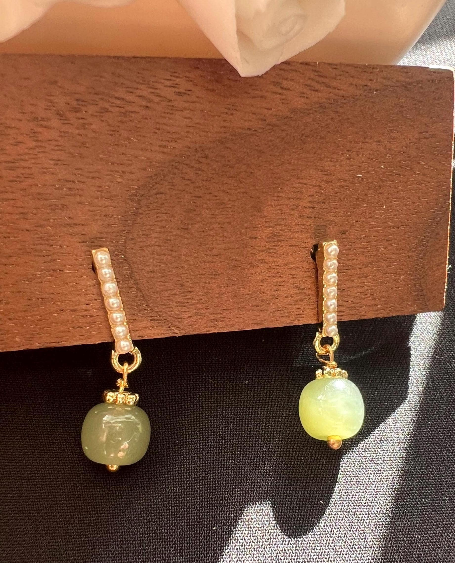 Dainty Natural Jade and Pearl Drop Earrings, 18K Gold Plated Tiny Pale Jade Bead clip on Earrings, Elegant Minimalist Jewelry, Gift for Her