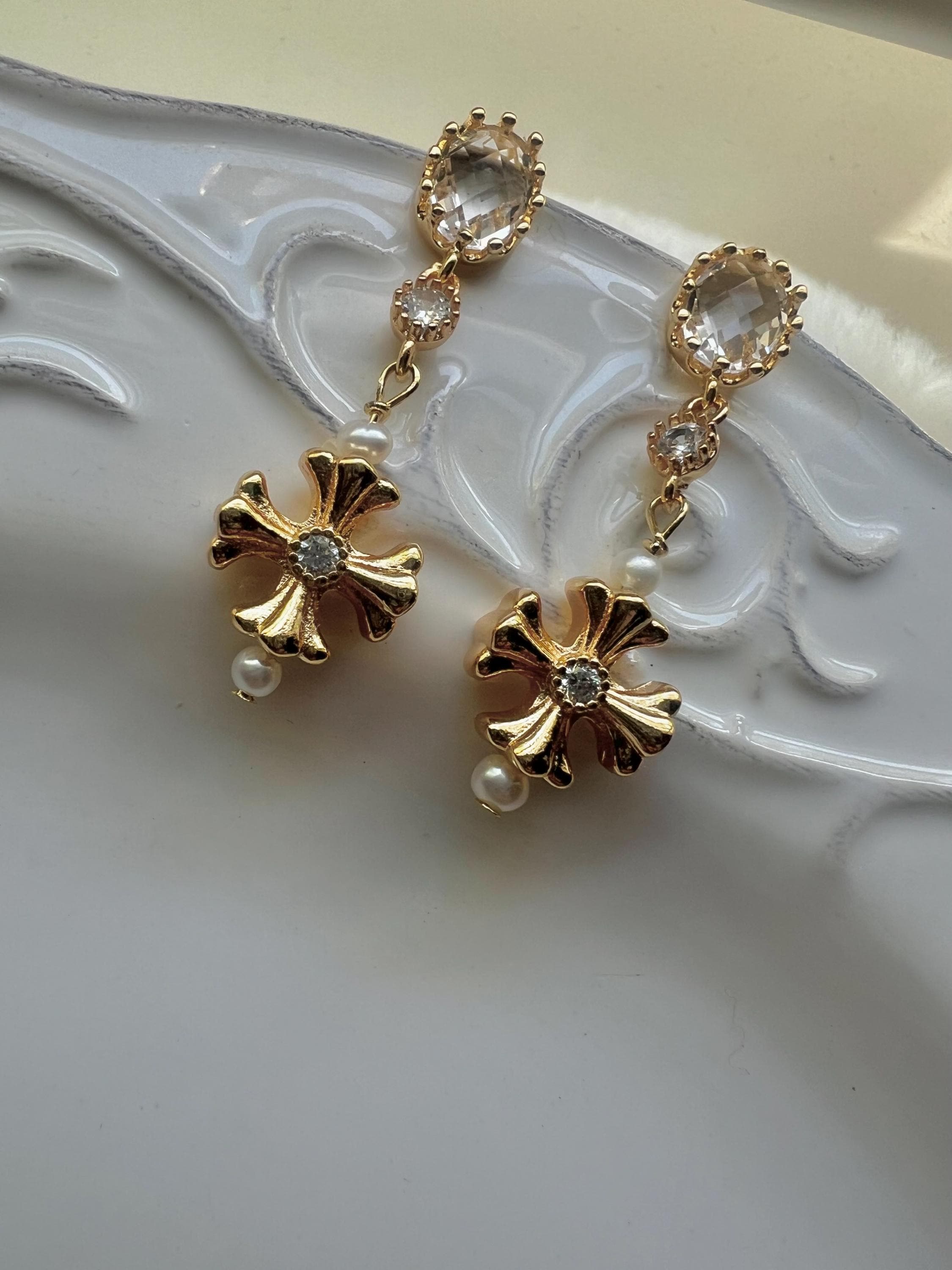 Vintage Gold Cross Earrings, Pearl Drop Earrings, Baroque Style Earrings, Elegant Bridal Jewelry, Feminine Statement Earrings, Romantic Gift