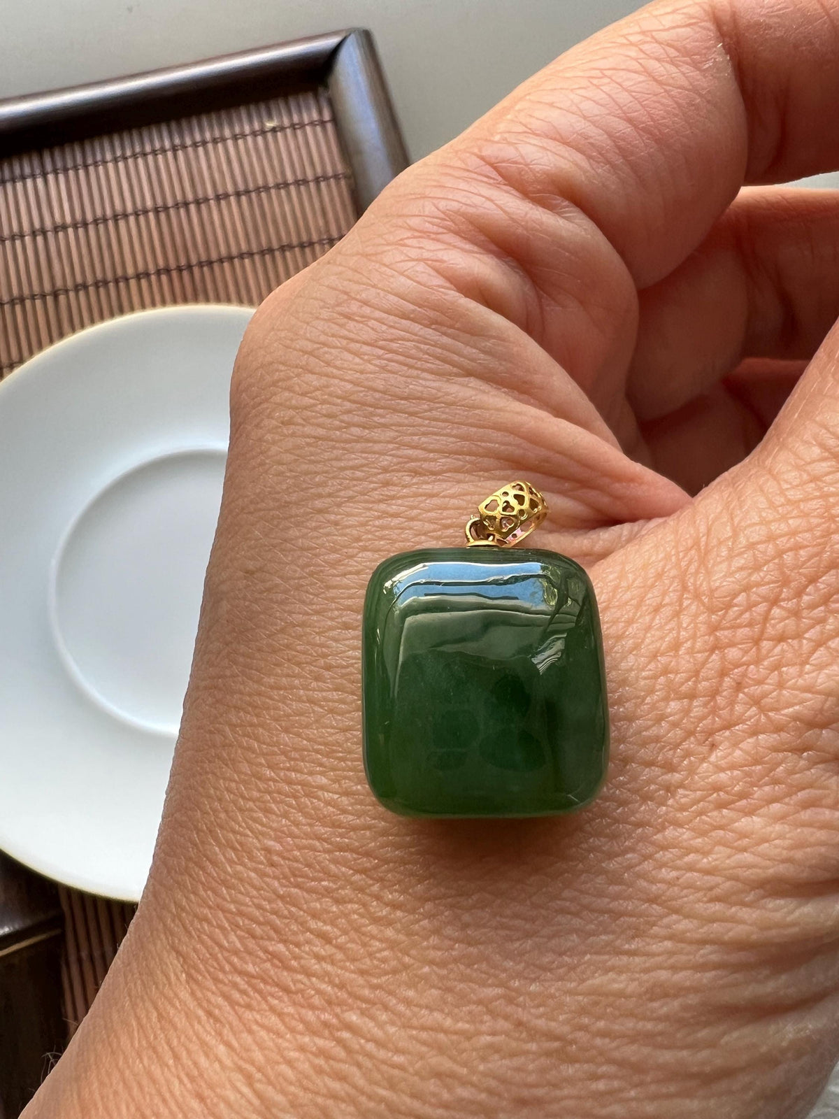 Green Nephrite Peace Plaque in 18K Gold