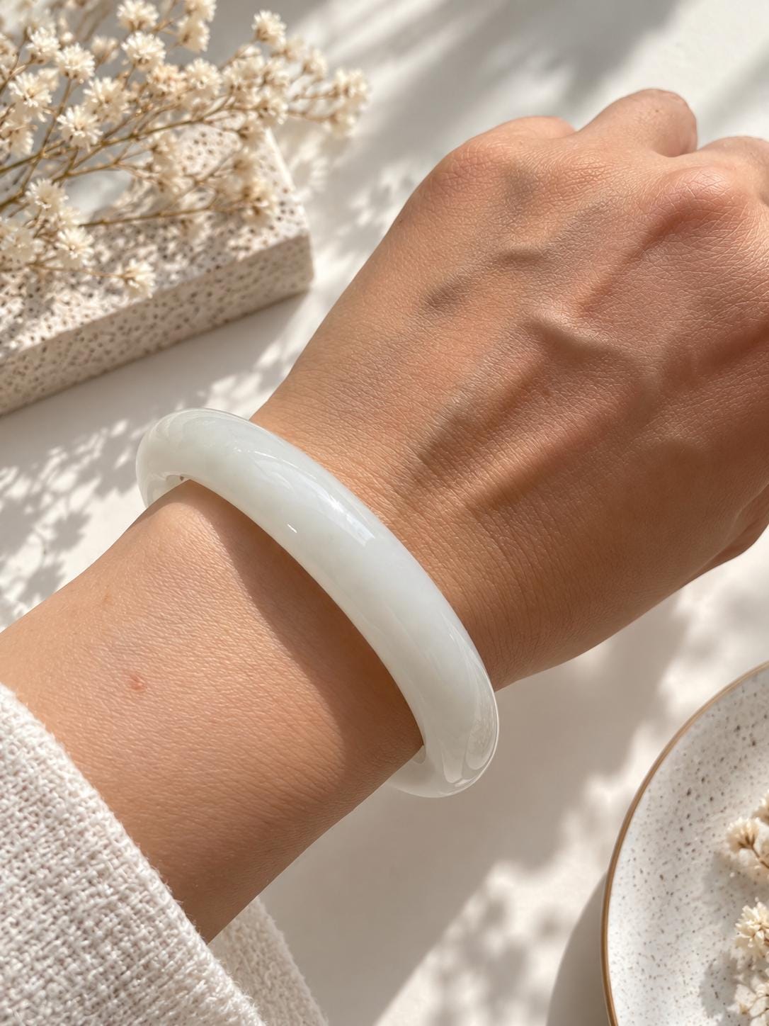 Oval White Nephrite Bangle, 57 mm