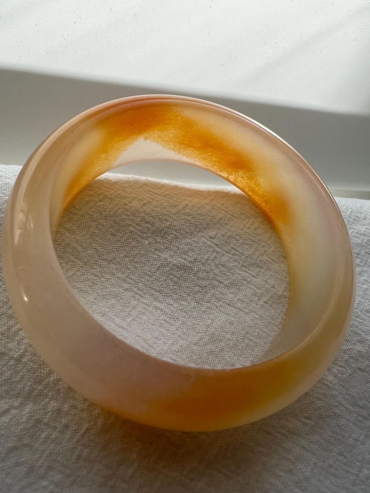 Golden Silk Jade (Jinsiyu) Bangle, 57 mm — product image 8