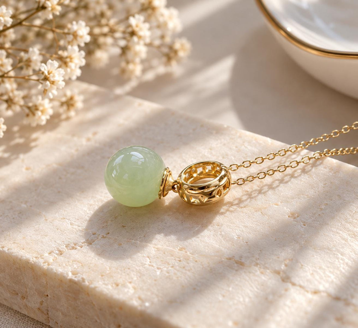 Green Nephrite Bead Necklace