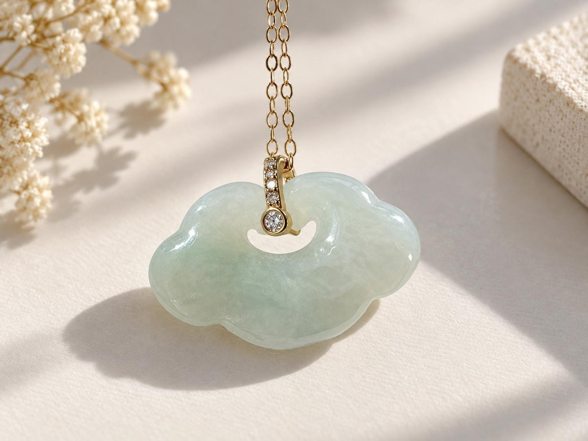 Jadeite Ruyi Lock Pendant in 18K Gold
