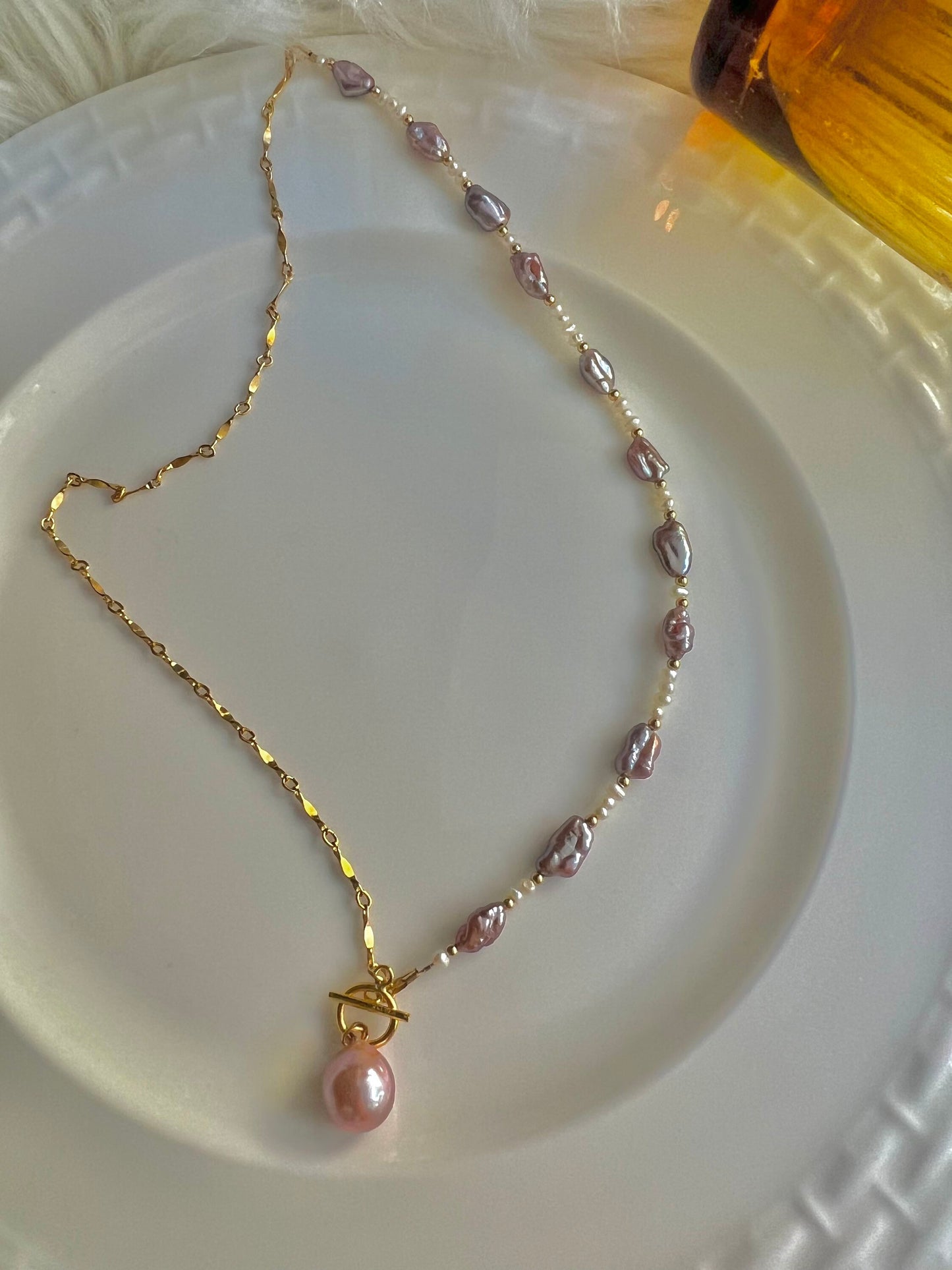 14K gold filled High quality luster baroque AAAA Keshi purple pearl half chain necklace. Charm reflection necklace. Minimalist. Heart.