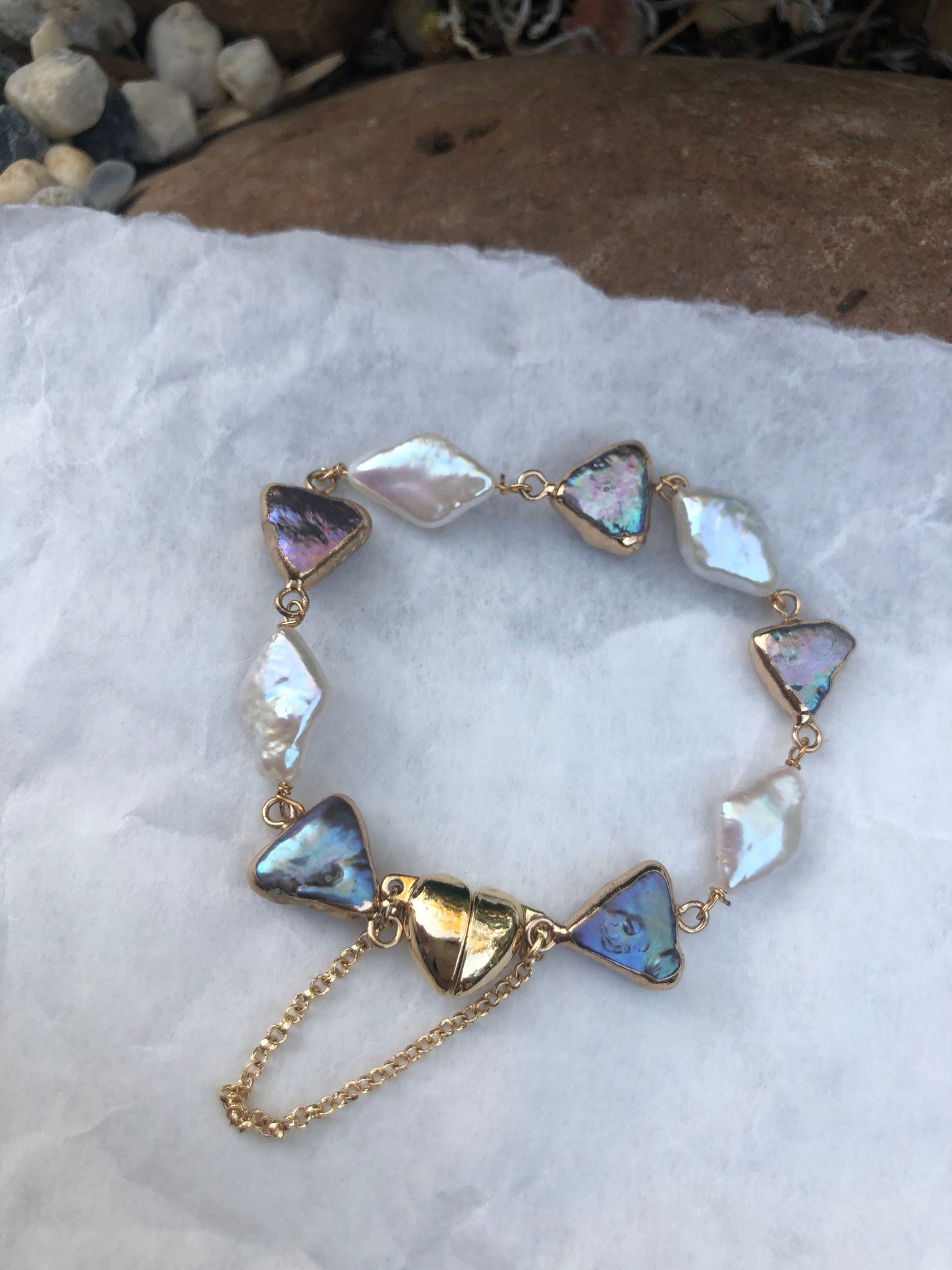 Multiple-col freshwater baroque pearl bracelet. Peacock pearl bracelet. Adorable bracelet. Boho bracelet. Geometry bracelet.