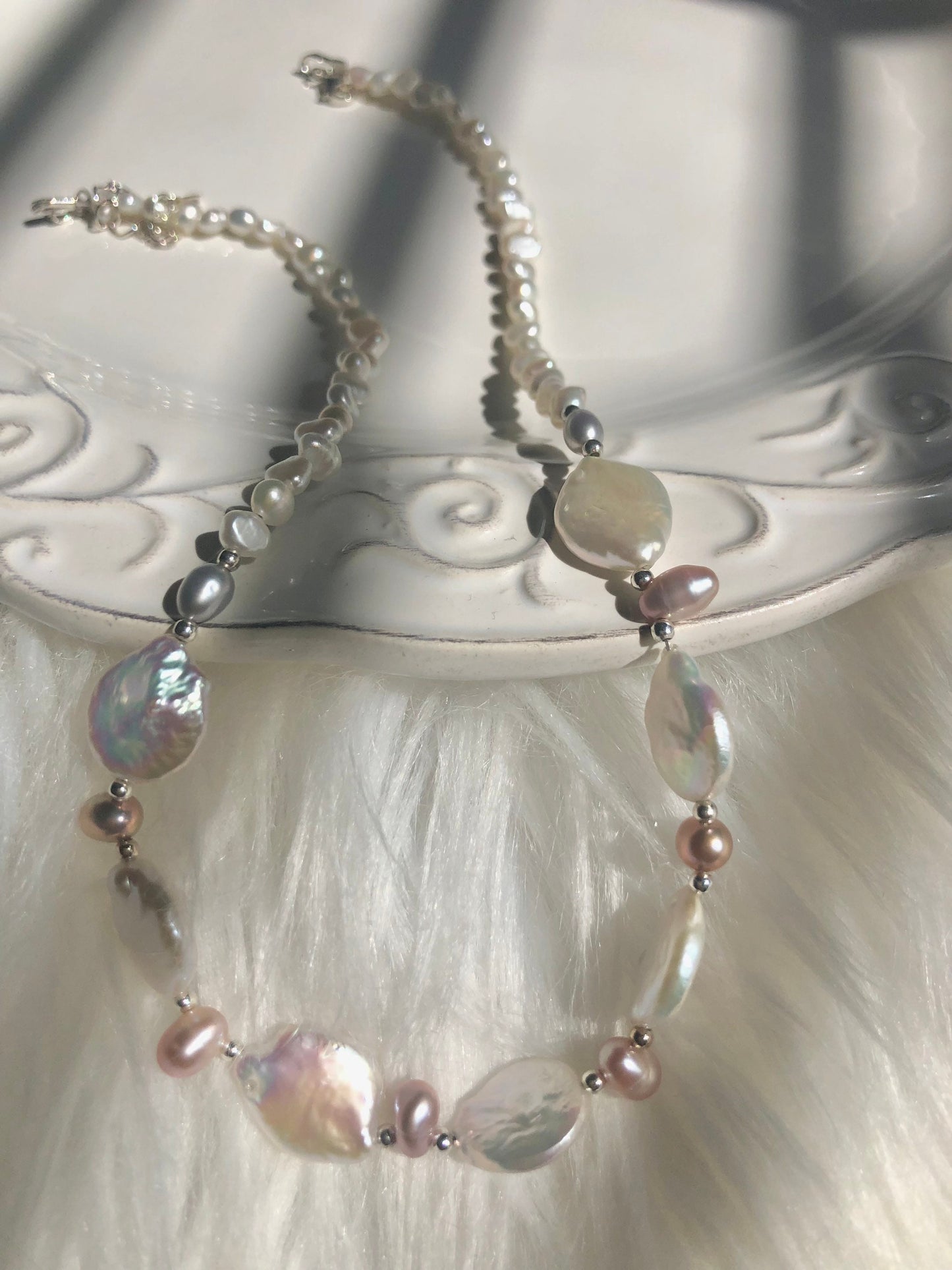 Multiple-color high luster freshwater baroque pearl beaded necklace. Statement necklace. Wedding necklace. Gift for her