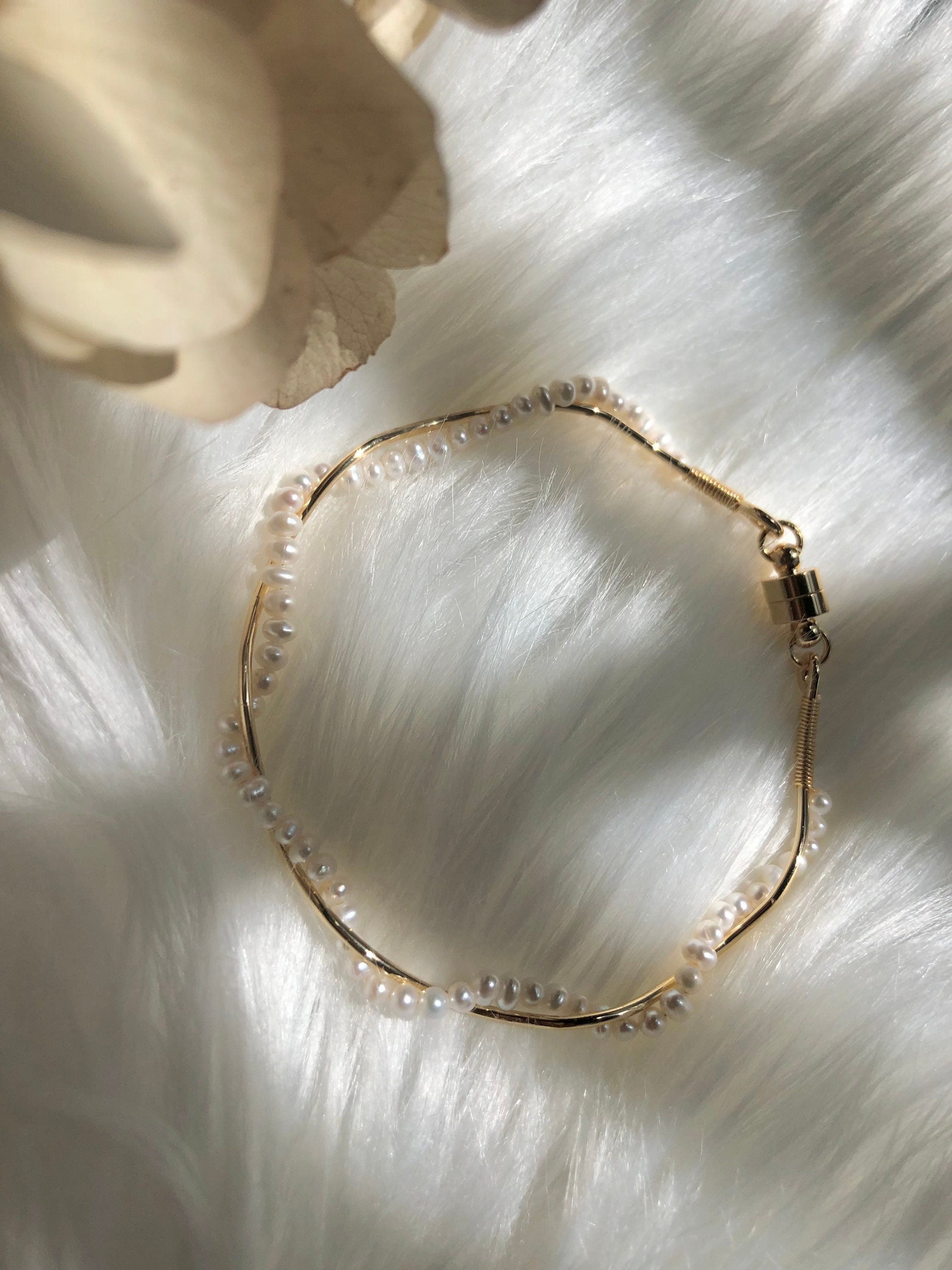 Freshwater pearl wrapped bracelet. Twisted pearl bracelet. Dainty bangle/bracelet. Boho bridal bracelet. Wedding bracelet. gift for her