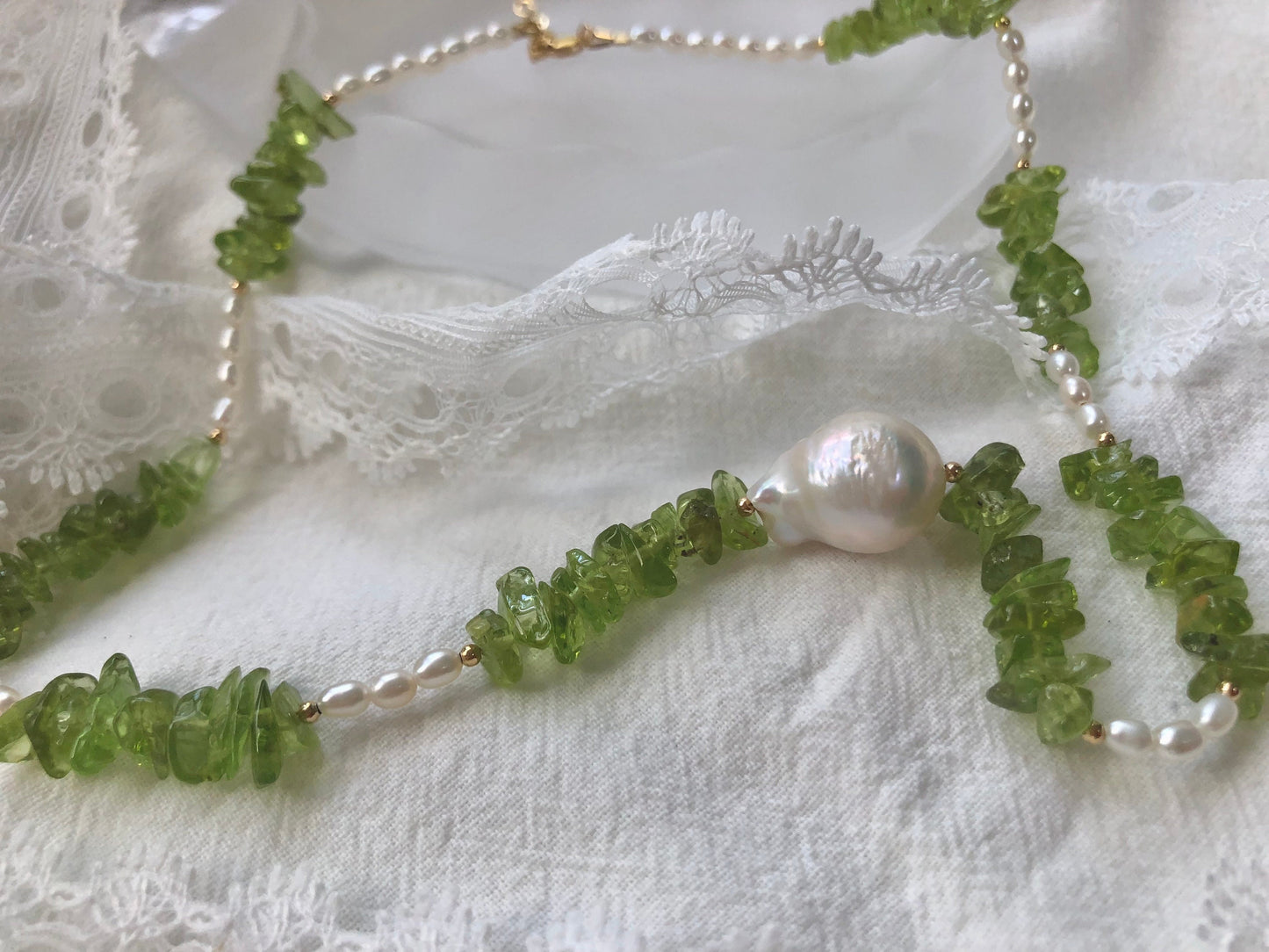 14K gold freshwater baroque pearl olivine gemstone necklaces. Pearl gemstone necklace. Candy pearl necklace. Gift for her